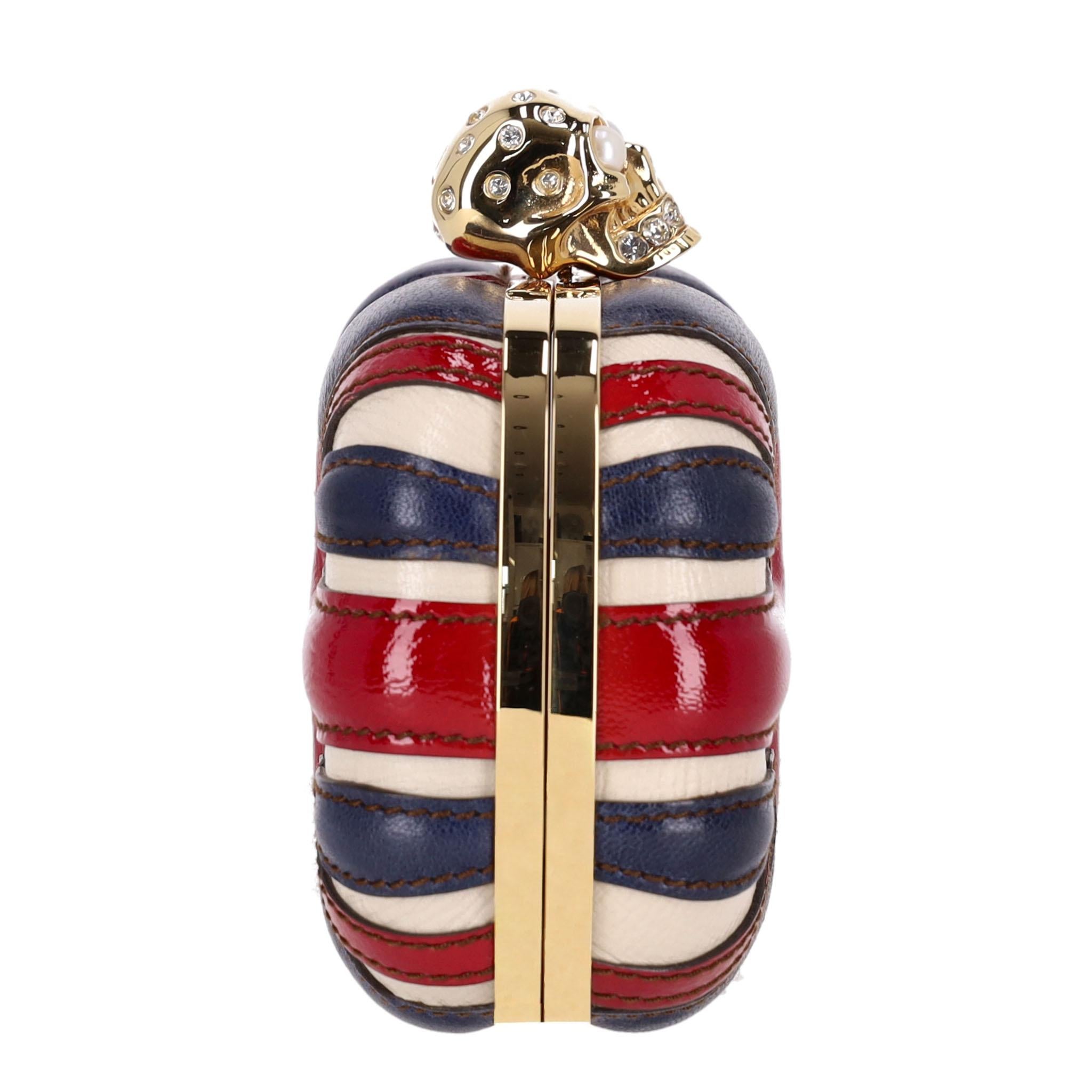 Alexander McQueen Leder Union Jack Totenkopf Box Clutch Tasche (Braun) im Angebot