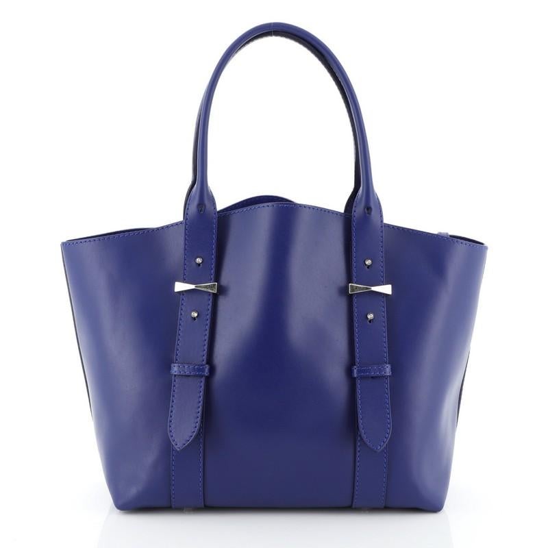 Alexander McQueen Legend Tote Leather Medium In Good Condition In NY, NY