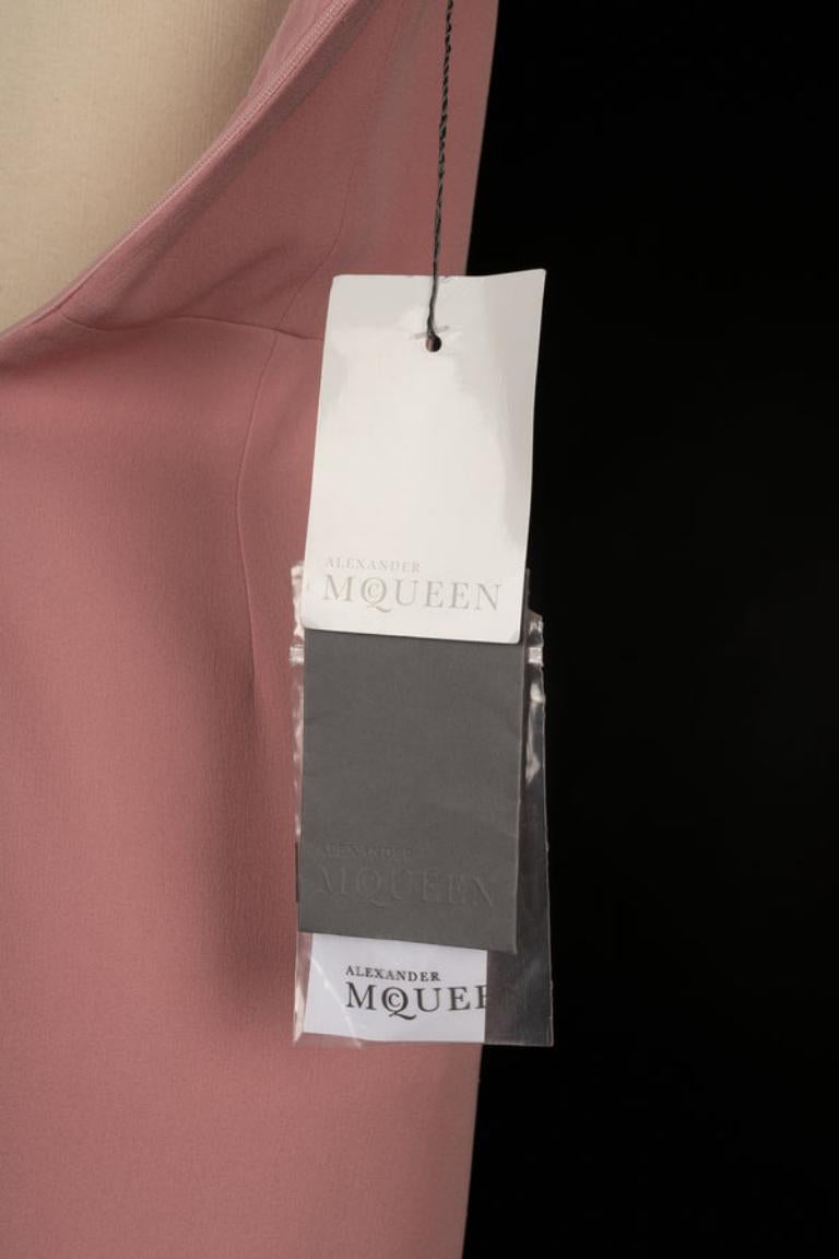 Alexander McQueen Long Flounced Pink Silk Crepe Dress, circa 2016 For Sale 4