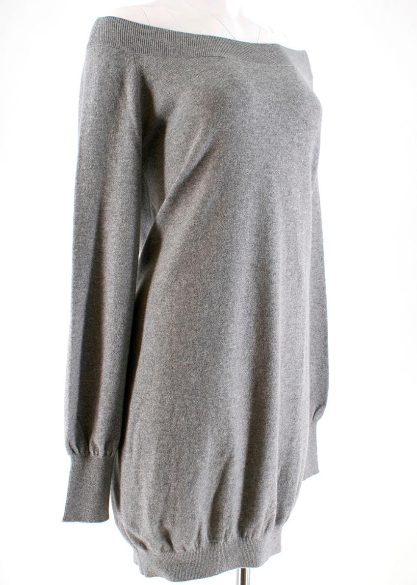 Women's Alexander McQueen Longline Grey Cashmere Off- Shoulder Dress - Size L For Sale
