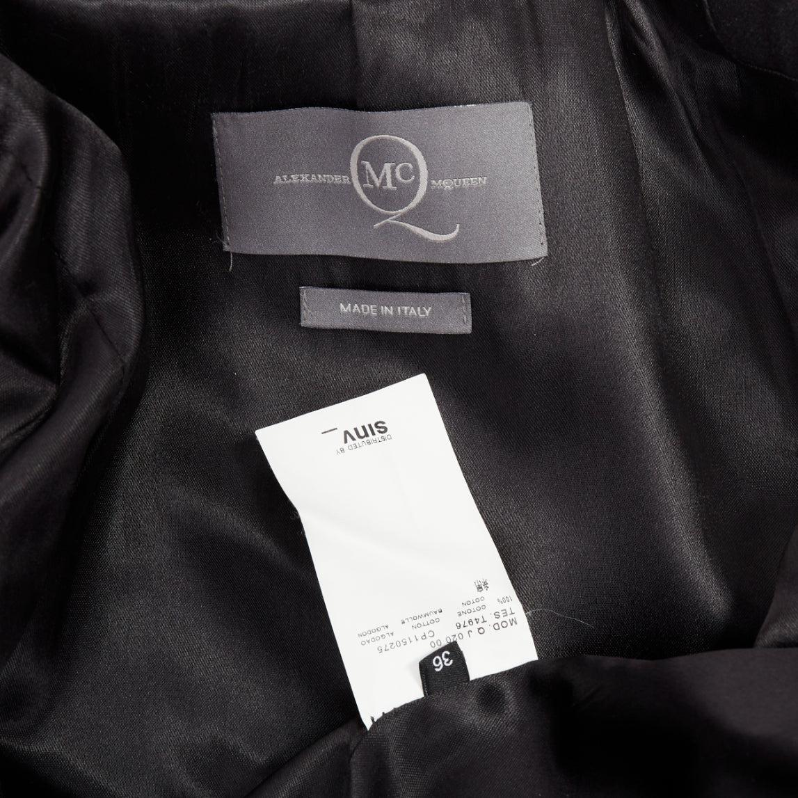 McQ Alexander McQueen cappotto doppio petto in cotone nero con bottoni dorati IT36 XXS in vendita 5
