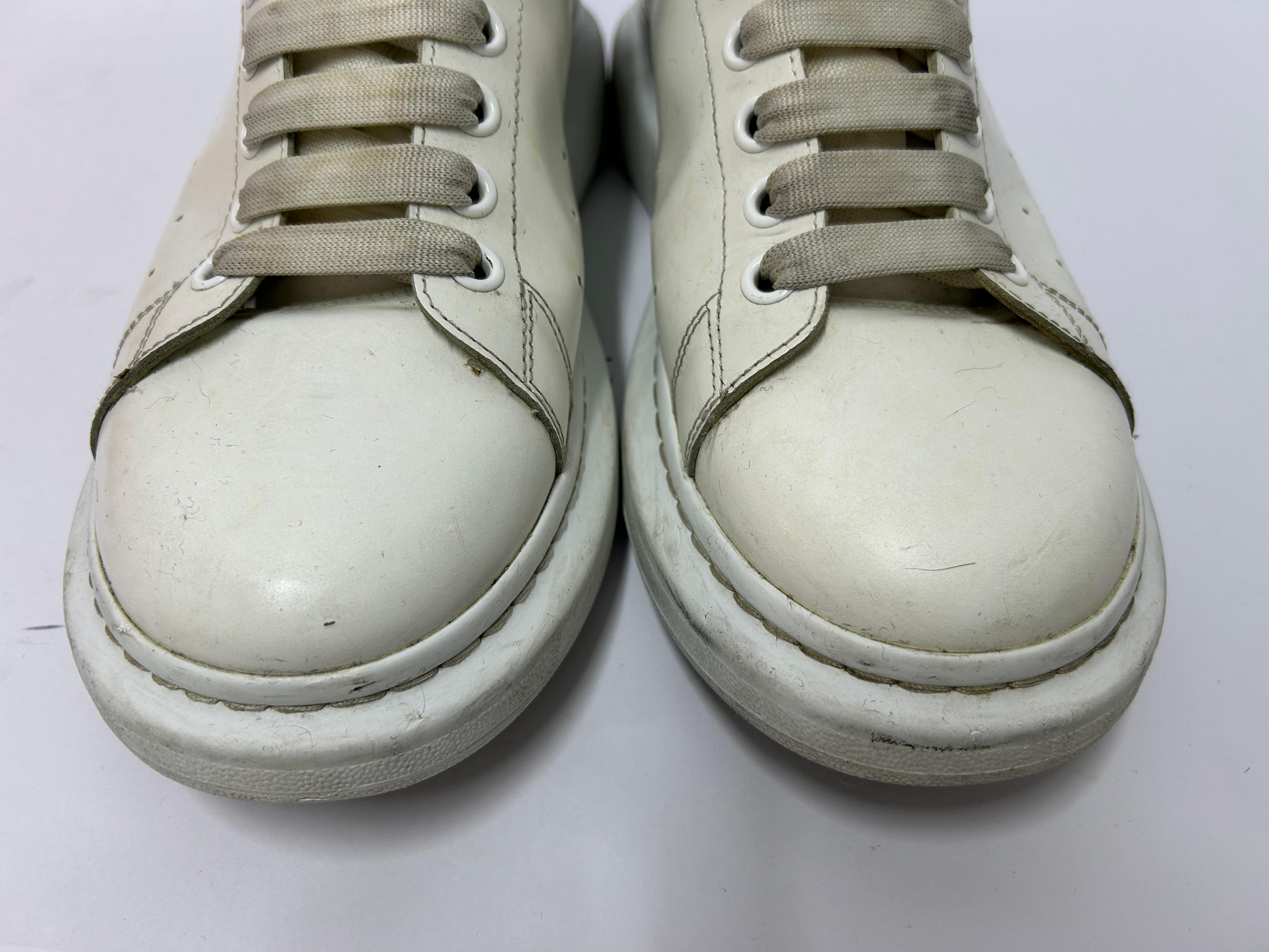 Alexander McQueen Men's Oversized White Sneakers Size EU 44 4