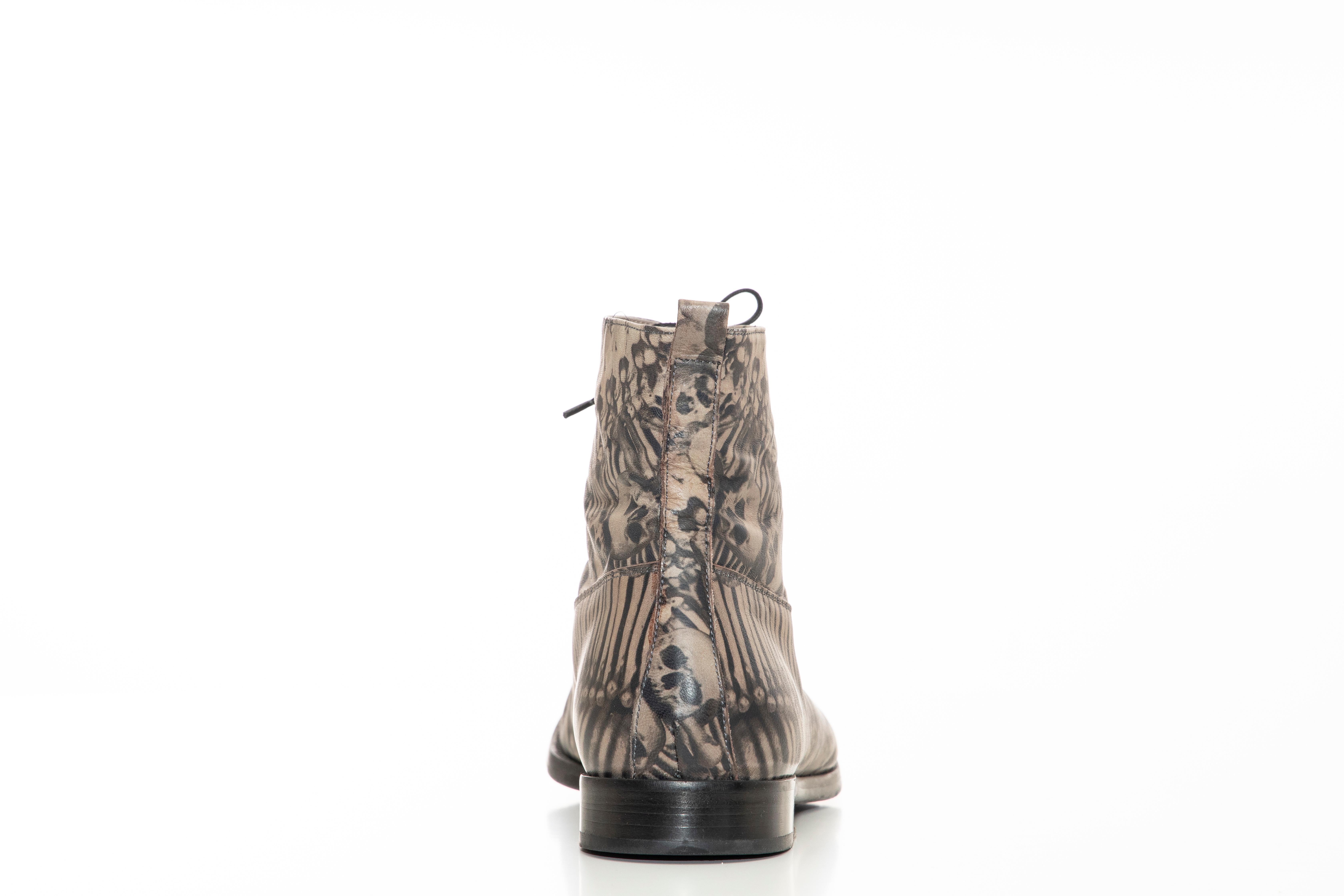 skull tipped boots