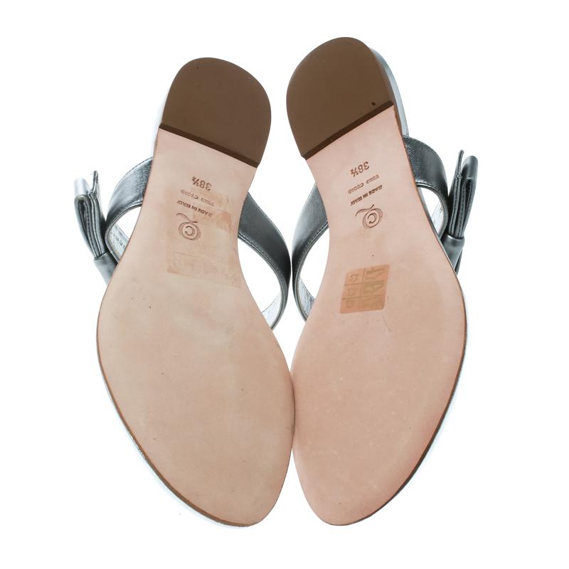 Alexander McQueen Metallic Silver Leather Flat Thong Sandals Size 38.5 1