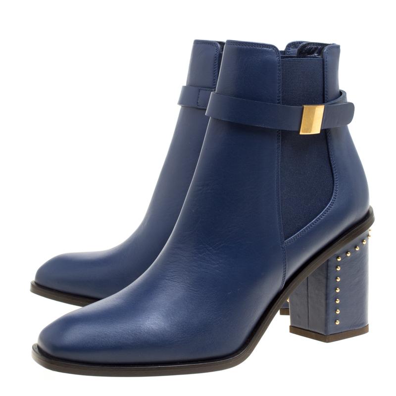 Alexander McQueen Midnight Blue Leather Studded Heel Ankle Boots Size 38 In New Condition In Dubai, Al Qouz 2