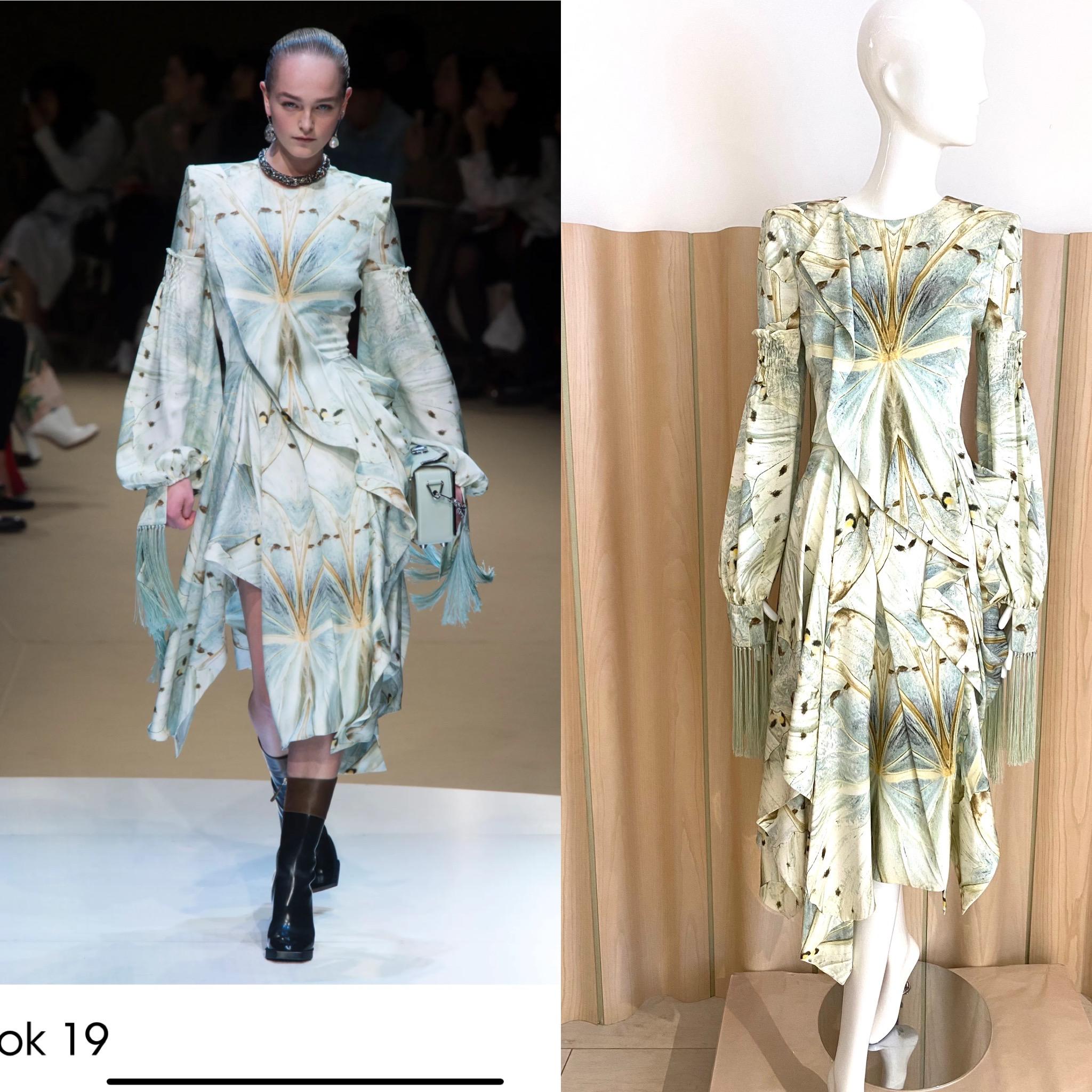 Alexander McQueen, robe imprimée multicolore, automne 2018 en vente 9