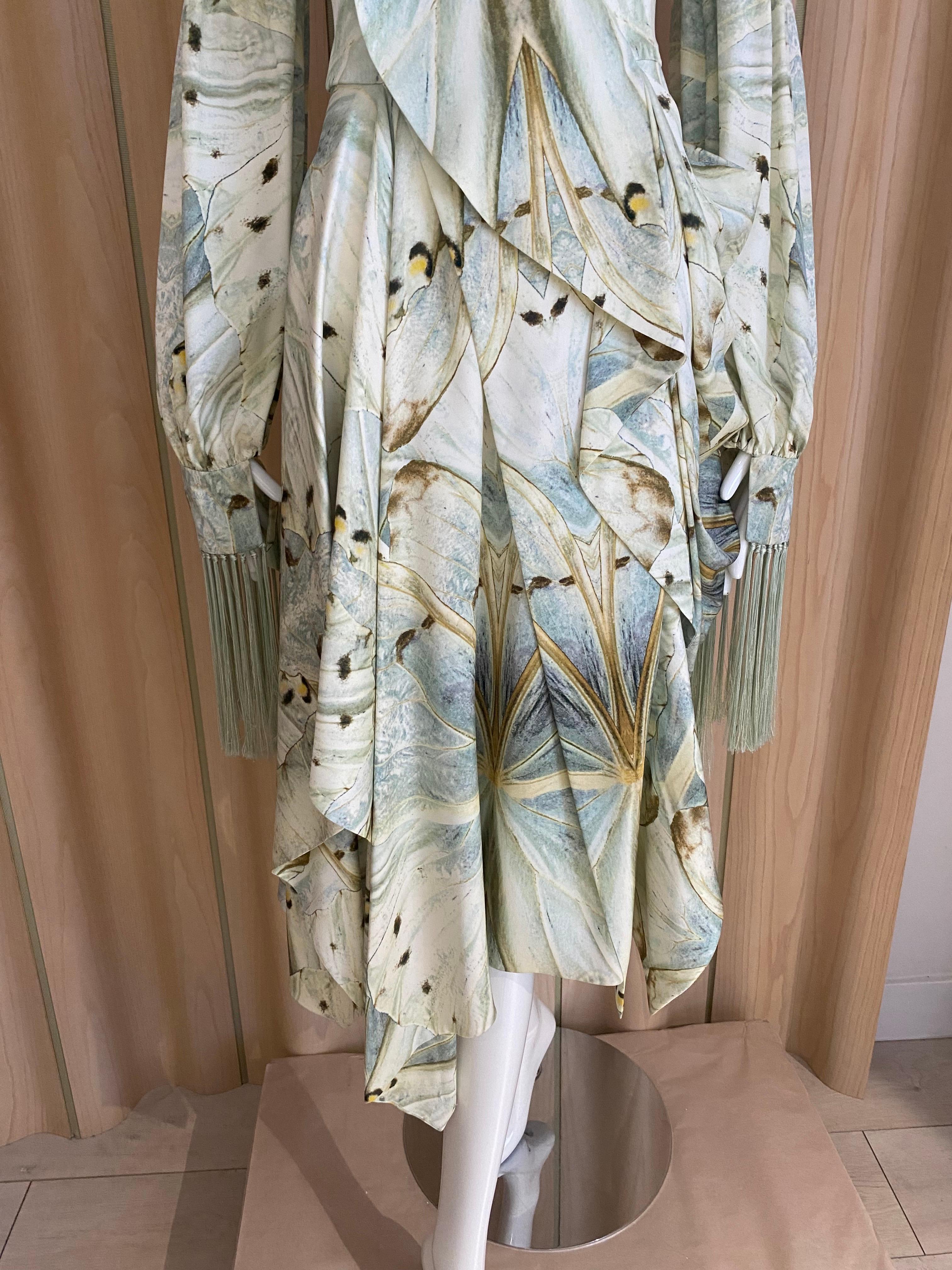 Alexander McQueen, robe imprimée multicolore, automne 2018 en vente 3
