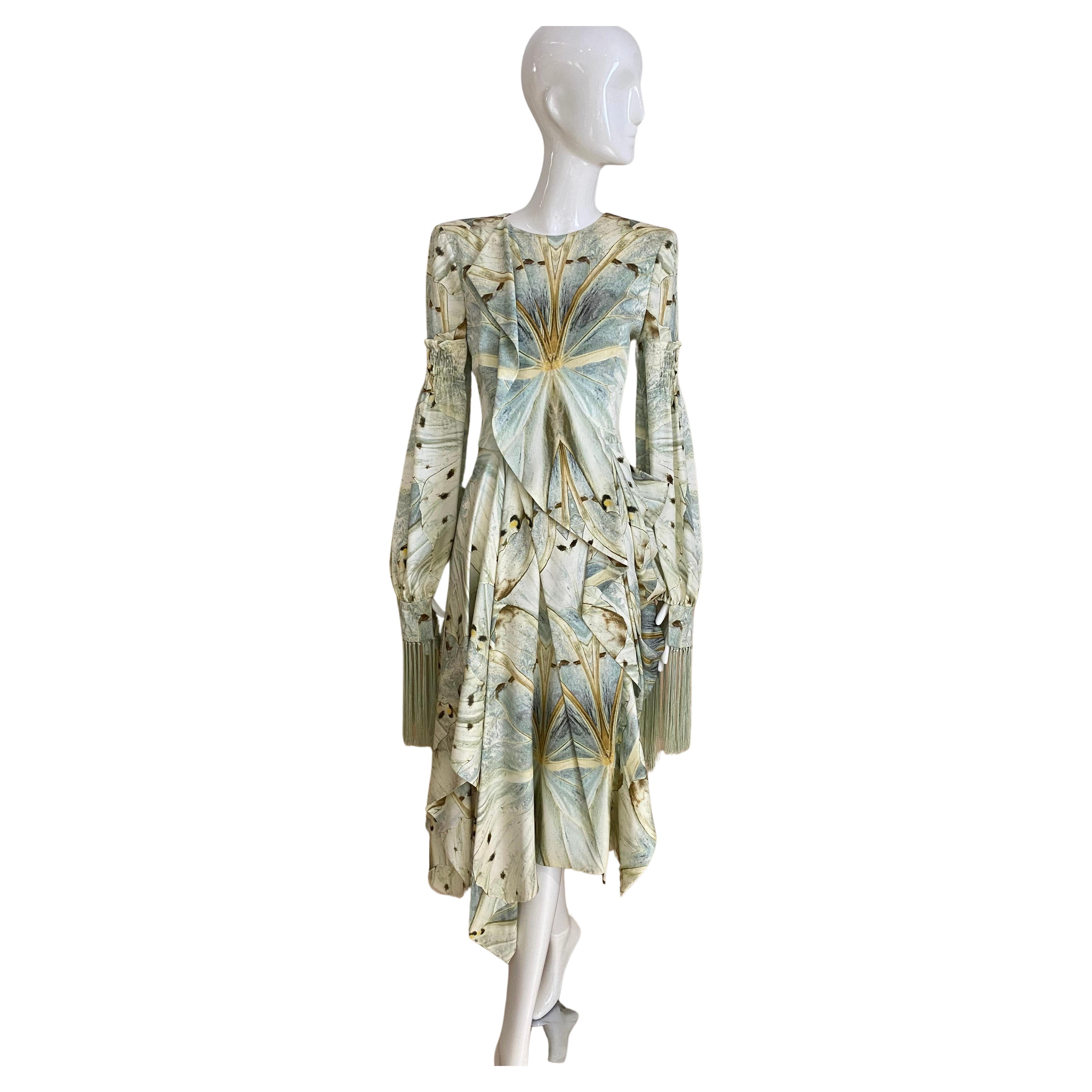 Alexander McQueen, robe imprimée multicolore, automne 2018 en vente