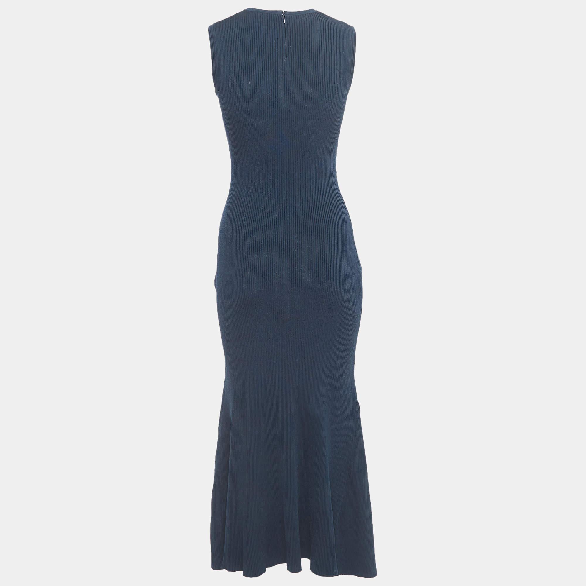 Experience the joy of expert tailoring with this designer dress for women. Meticulously made, it offers a flawless fit and luxe details, ensuring unmatched comfort. Its classic design makes it suitable for any occasion, elevating your style