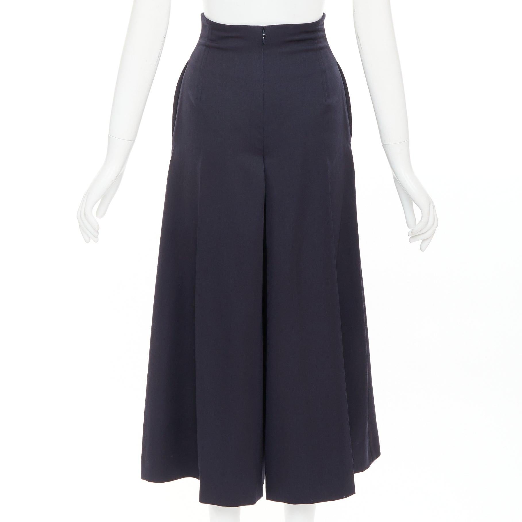 ALEXANDER MCQUEEN navy virgin wool box pleat wide leg cropped pants IT34 XXS Bon état - En vente à Hong Kong, NT