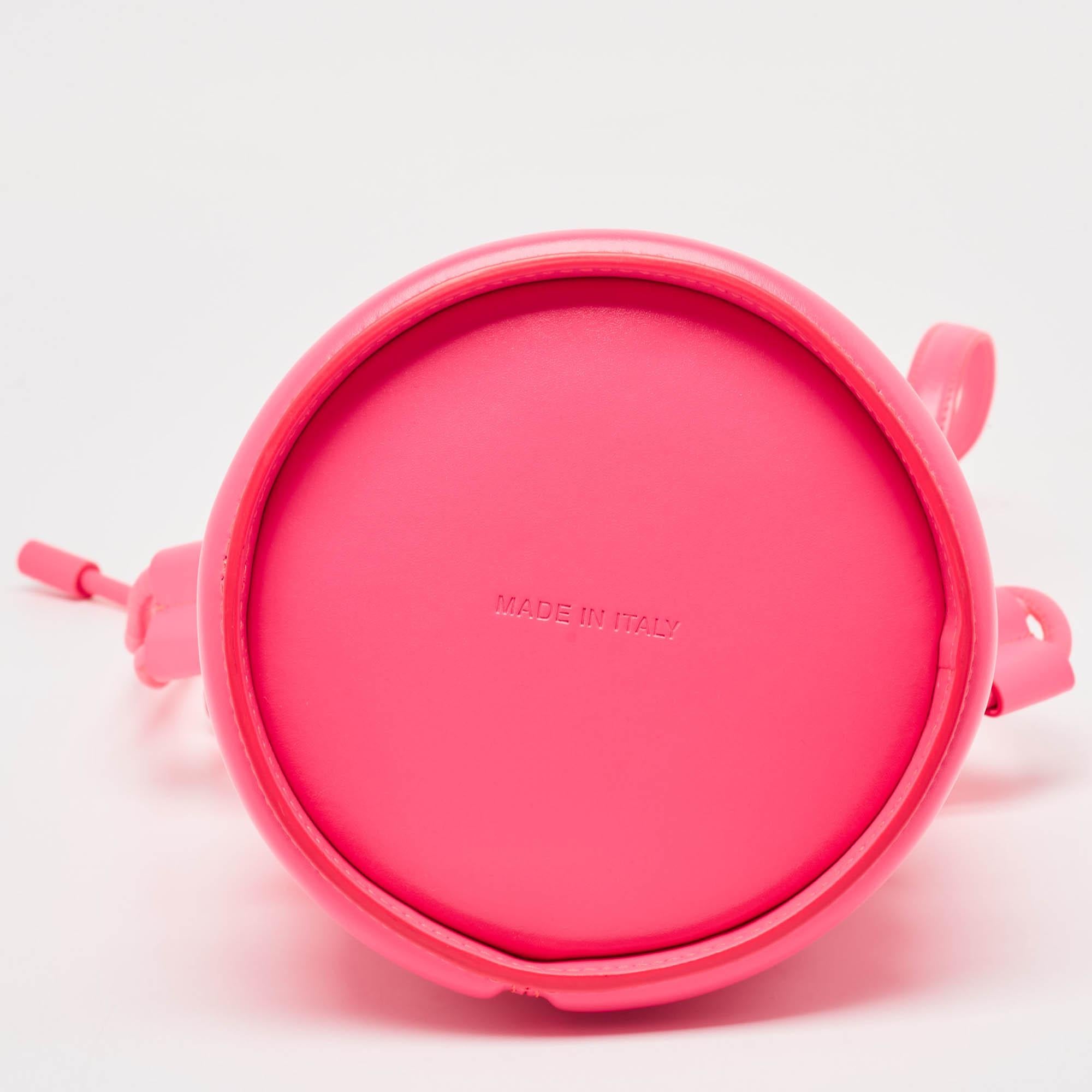 Alexander McQueen Neon Pink Leather The Soft Curve Bucket Bag For Sale 2