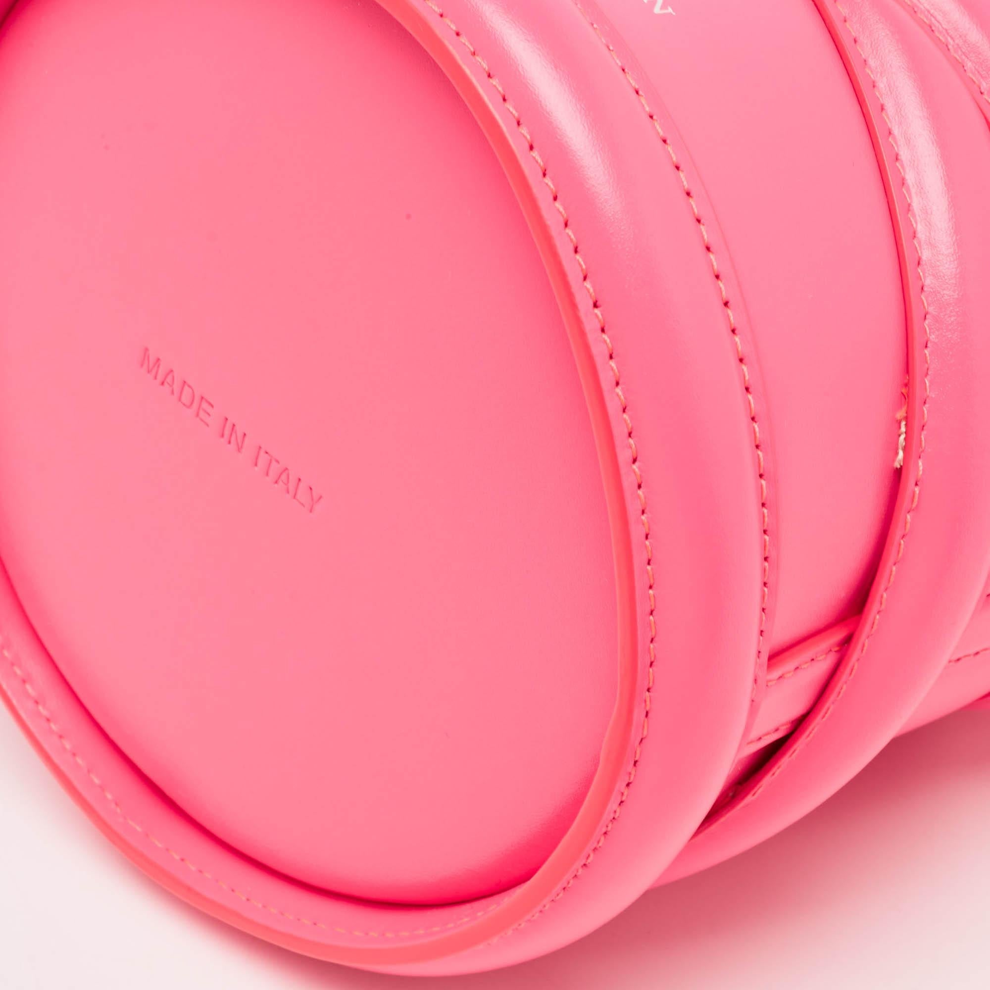 Alexander McQueen Neon Pink Leather The Soft Curve Bucket Bag For Sale 5