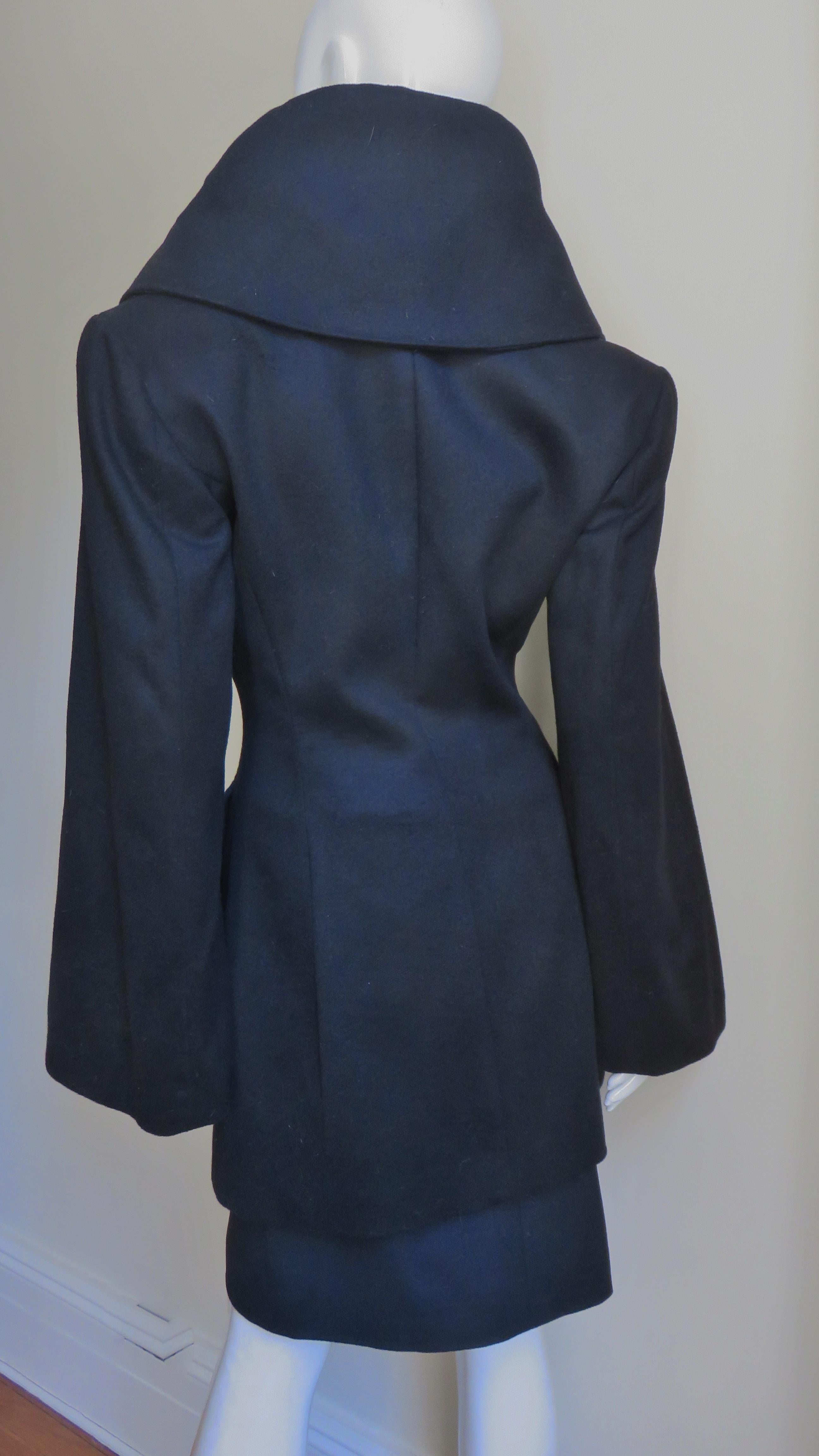 Women's Alexander McQueen New Cashmere Popped Lapel Collar Jacket and Skirt A/W 1999 For Sale