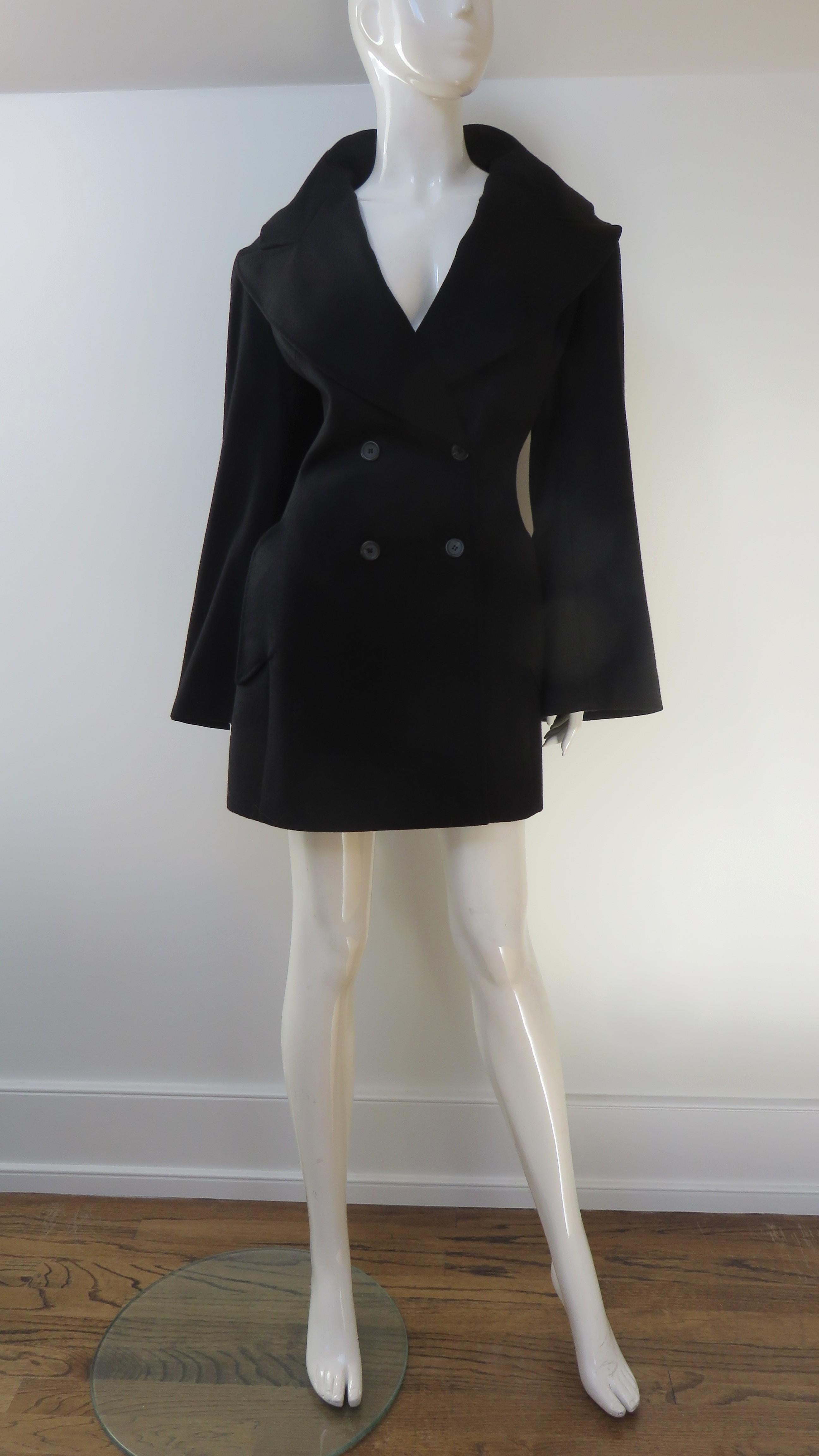 Alexander McQueen Robe à col montant en cachemire A/W 1996 en vente 3