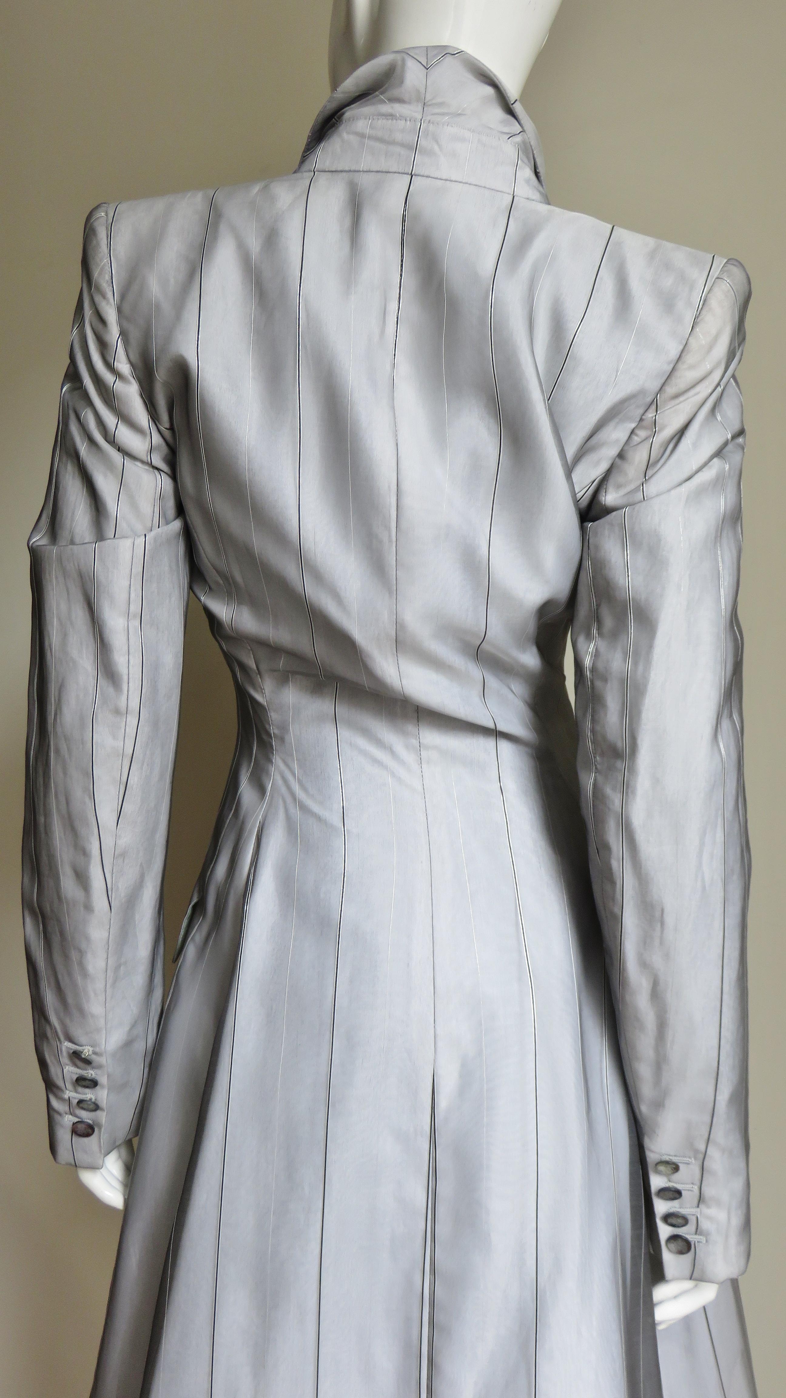 Alexander McQueen - Chemise et veste en soie, printemps-été 1999, état neuf en vente 8