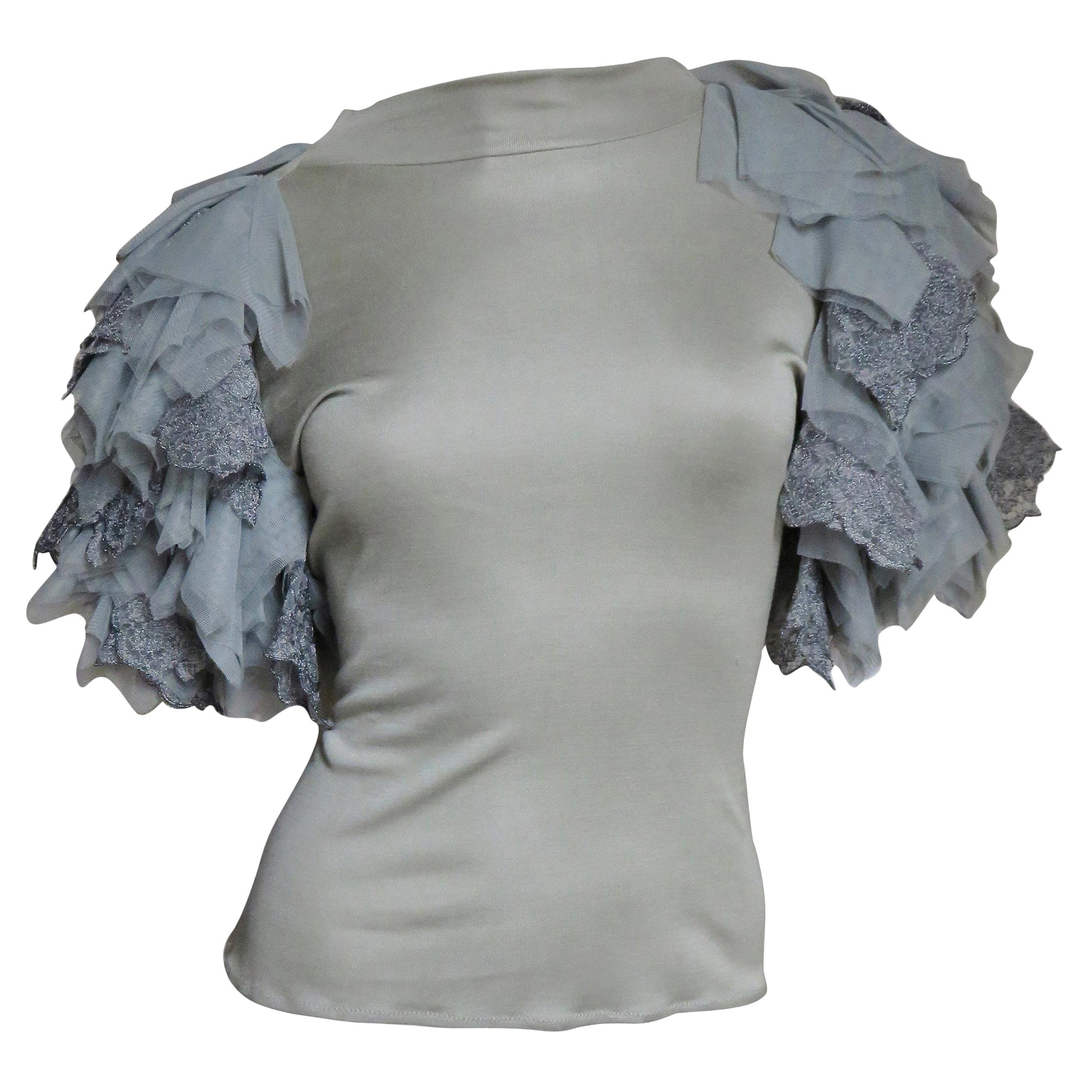 Alexander McQueen, nouveau haut en soie avec manches en tulle et dentelle, P/E 1999 en vente