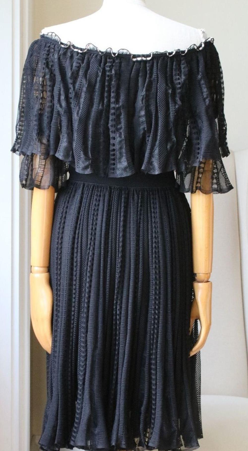 Alexander McQueen Off-The-Shoulder Ruffled Knitted Dress In Excellent Condition In London, GB