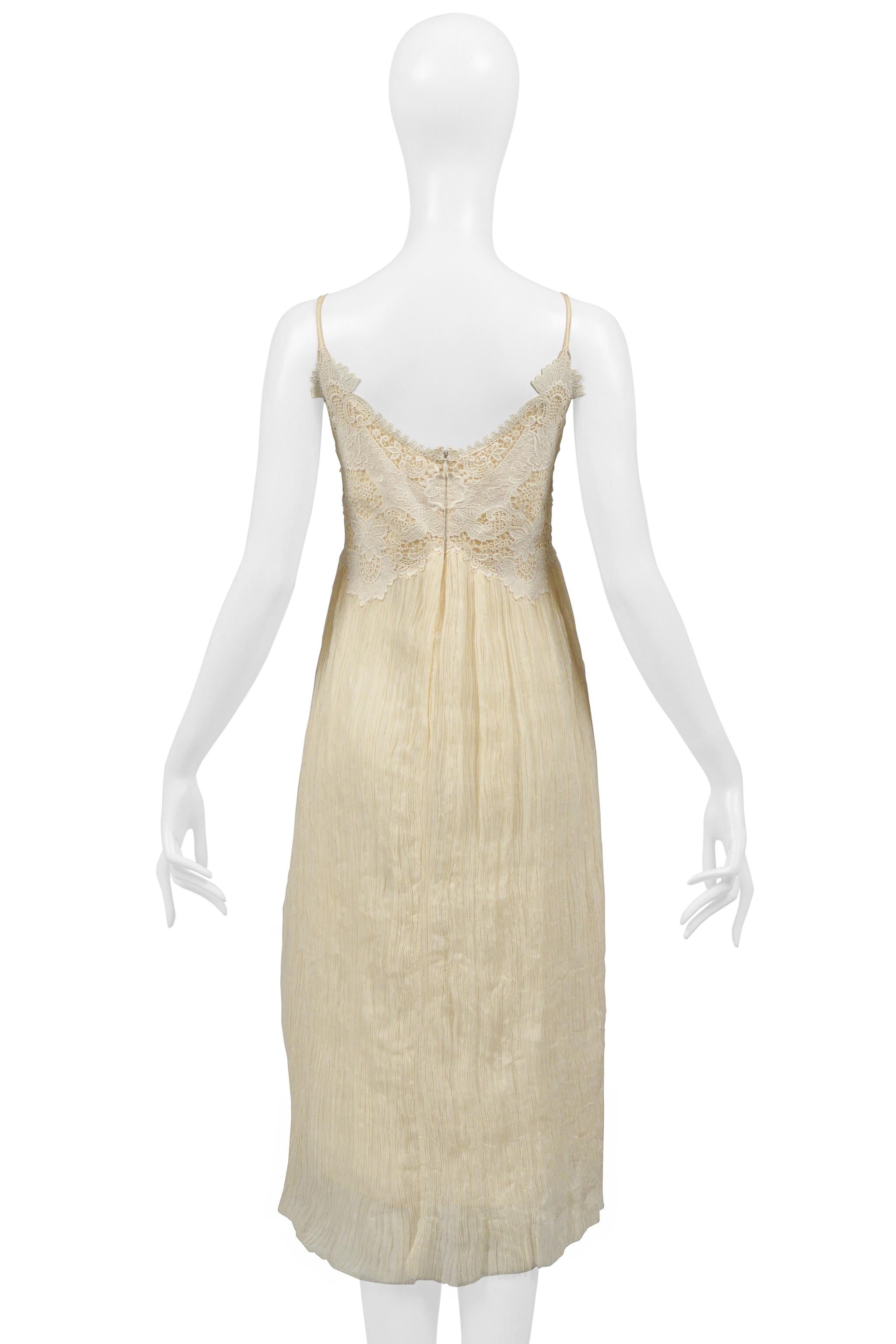 Alexander McQueen Off White Crinkle Dress W Lace Bodice 2005 For Sale 3