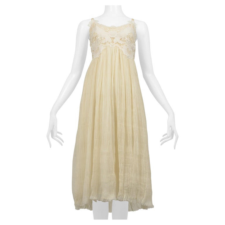 Alexander McQueen Off White Crinkle Dress W Lace Bodice 2005 at 1stDibs Alexander McQueen Off White Crinkle Dress W Lace Bodice 2005 at 1stDibs