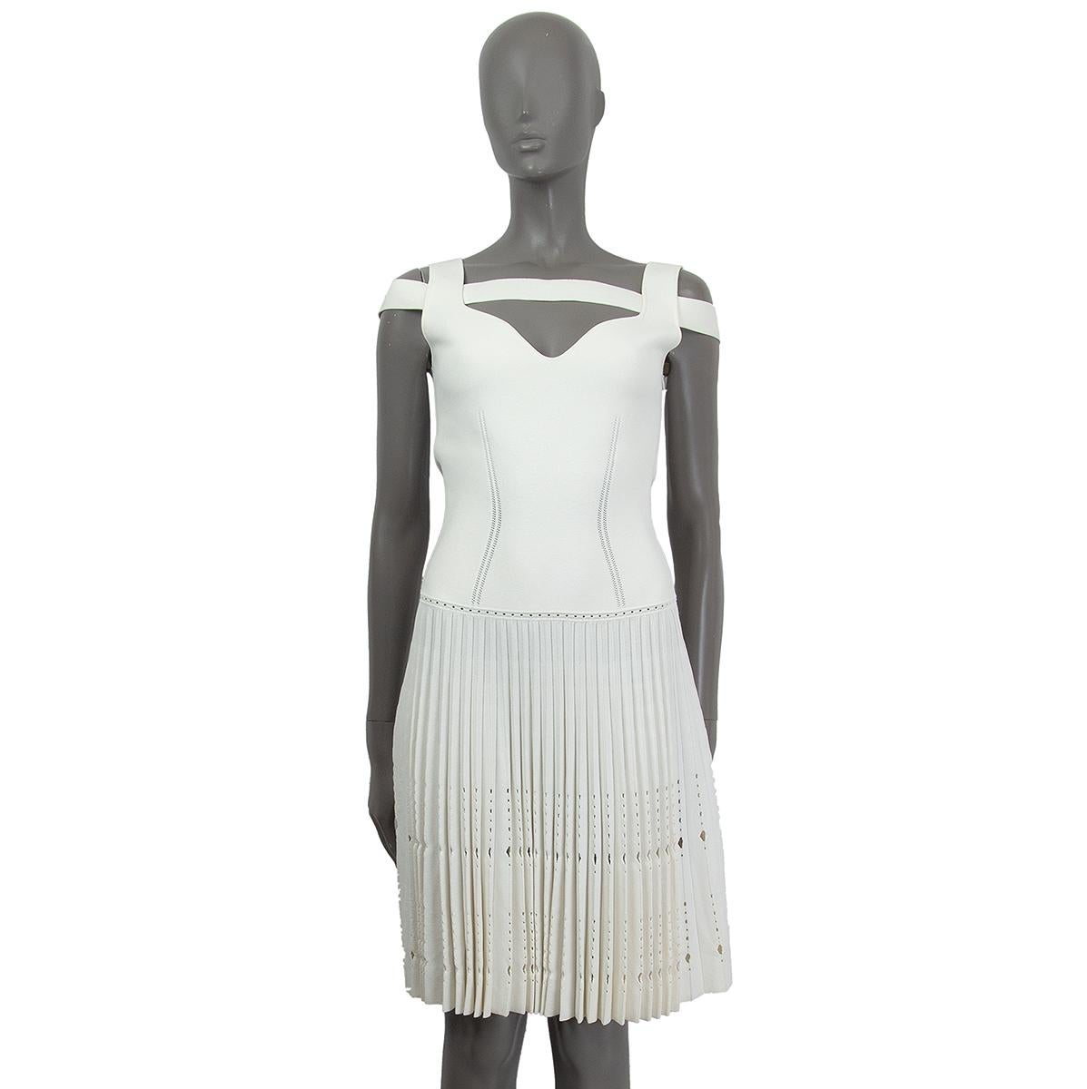 100% authentic Alexander McQueen pleated dress in off-white viscose (75%) polyamide (25%) with pleat accents at skirt, off-shoulder straps. Unlined. Has been worn and is in excellent condition.

Measurements
Tag Size	S
Size	S
Shoulder Width	35cm