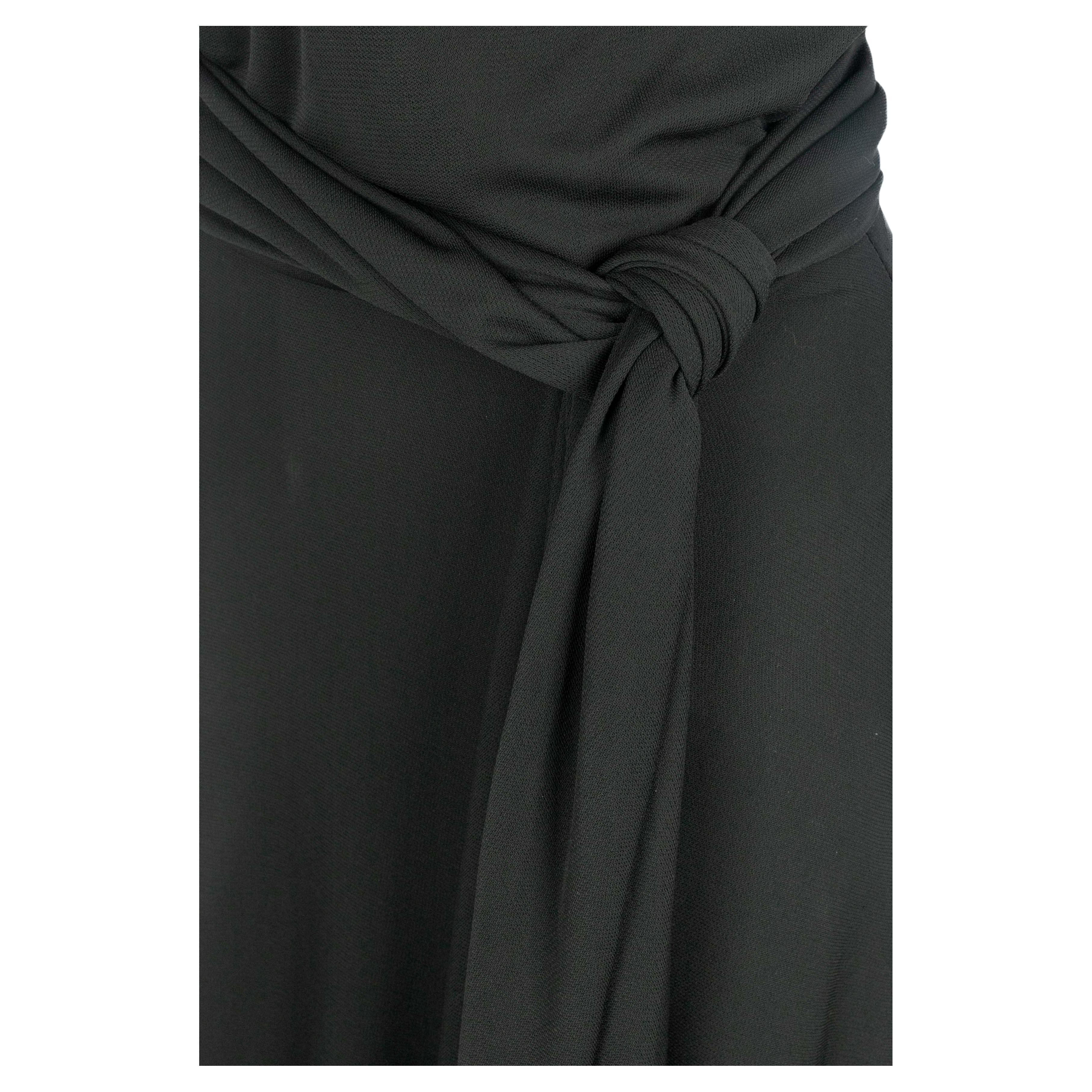 Alexander McQueen Kleid mit offener Rückenpartie im Angebot 1