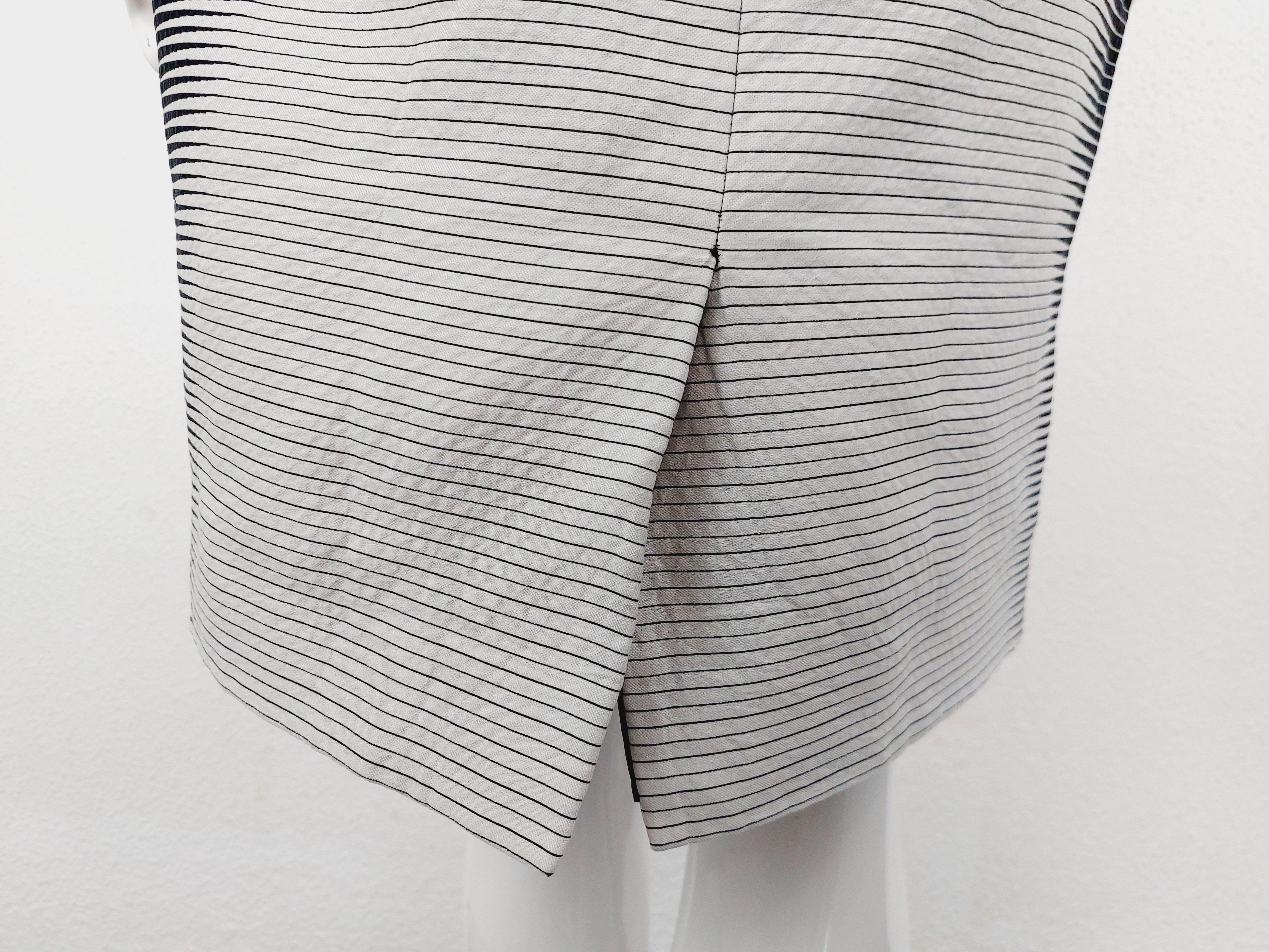 Alexander McQueen - Robe rayée à illusion d'optique Runway Resort Collection 2009 en vente 1