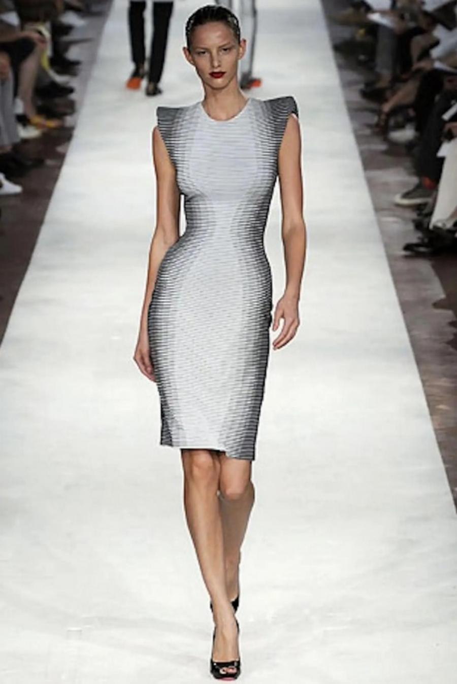 Alexander Mcqueen Optical Illusion Striped Runway Resort Collection 2009 Dress For Sale