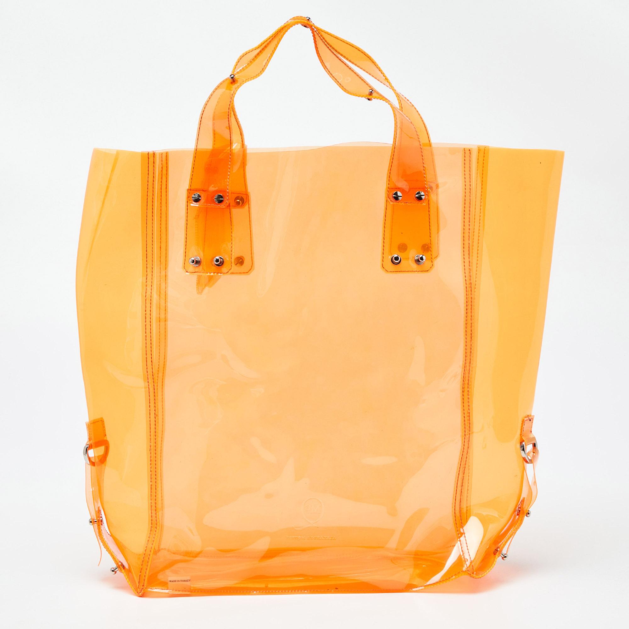 Bolso de PVC naranja Alexander McQueen en Bueno Estado en Dubai, Al Qouz 2