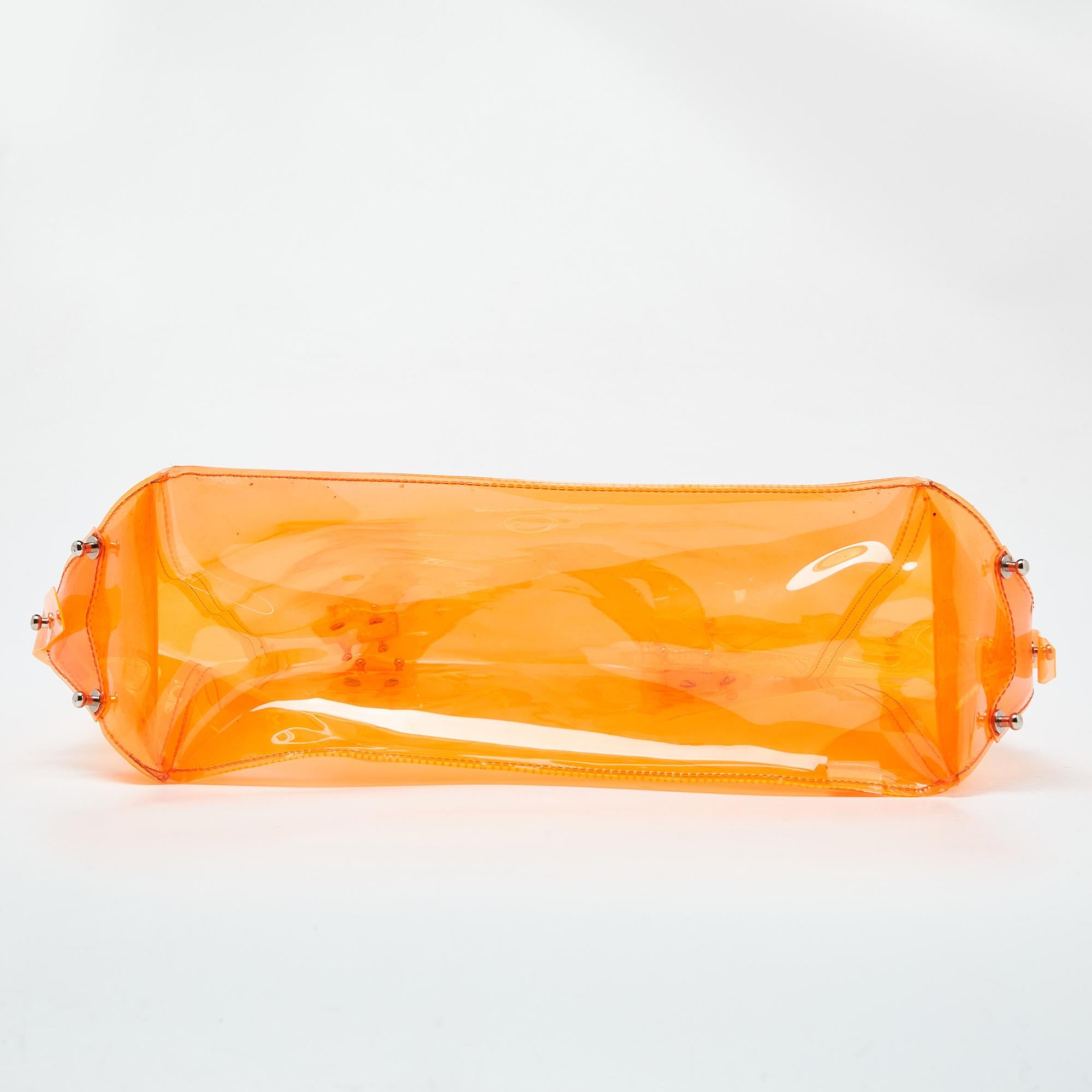 Bolso de PVC naranja Alexander McQueen 1