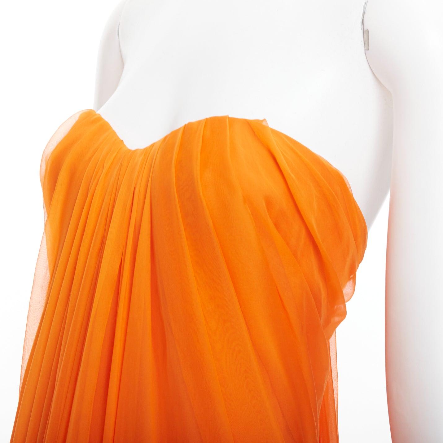 ALEXANDER MCQUEEN orange silk crepe strapless evening gown IT38 XS en venta 2