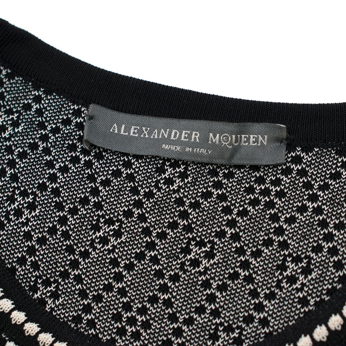 Women's Alexander McQueen ornate-jacquard knit dress US 8 For Sale