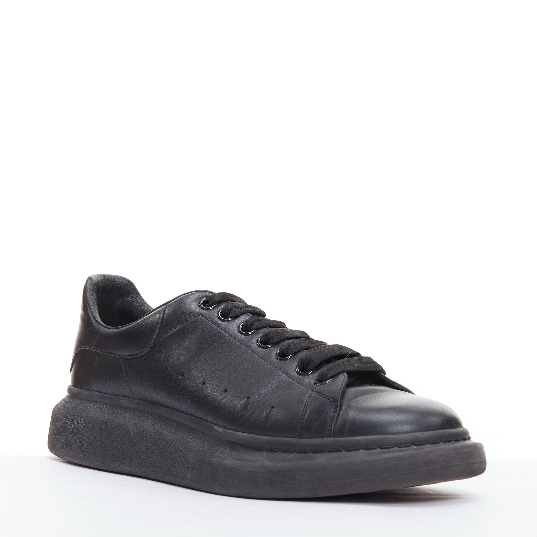 ALEXANDER MCQUEEN Oversized black leather chunky sneakers EU44
Reference: TGAS/E00687
Brand: Alexander McQueen
Model: Oversized
Material: Leather
Color: Black
Pattern: Solid
Closure: Lace Up
Lining: Black Leather
Extra Details: Thick platforms.
Made