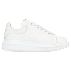 ALEXANDER MCQUEEN Oversized white leather logo sole low top sneakers EU35.5 ALEXANDER MCQUEEN Oversized white leather logo sole low top sneakers EU35.5