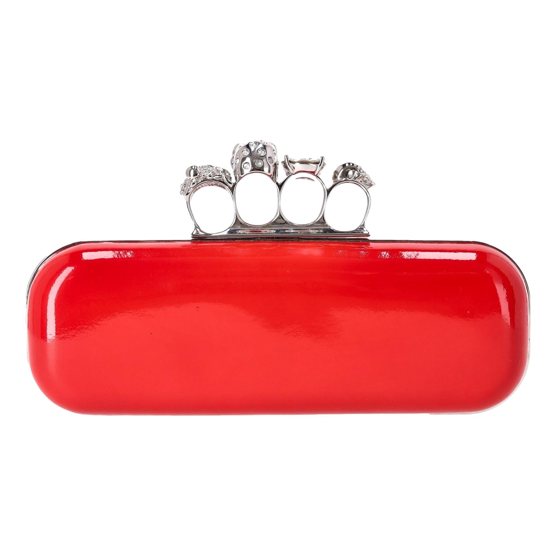 Alexander McQueen Patent Leather Skull Knuckle Box Clutch Bag In Good Condition For Sale In London, GB