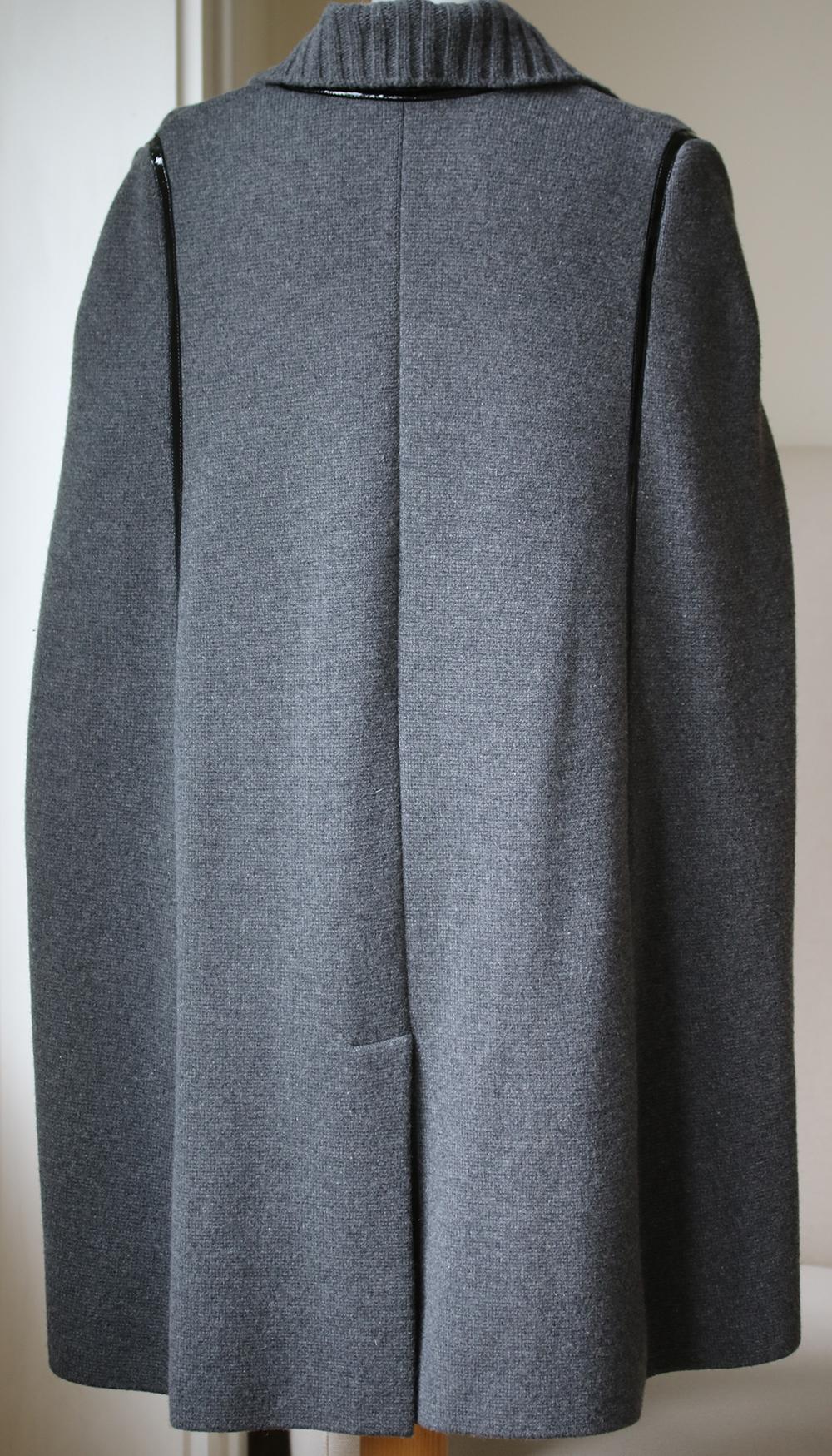 Alexander McQueen Patent Trim Knit Cape  In Excellent Condition In London, GB