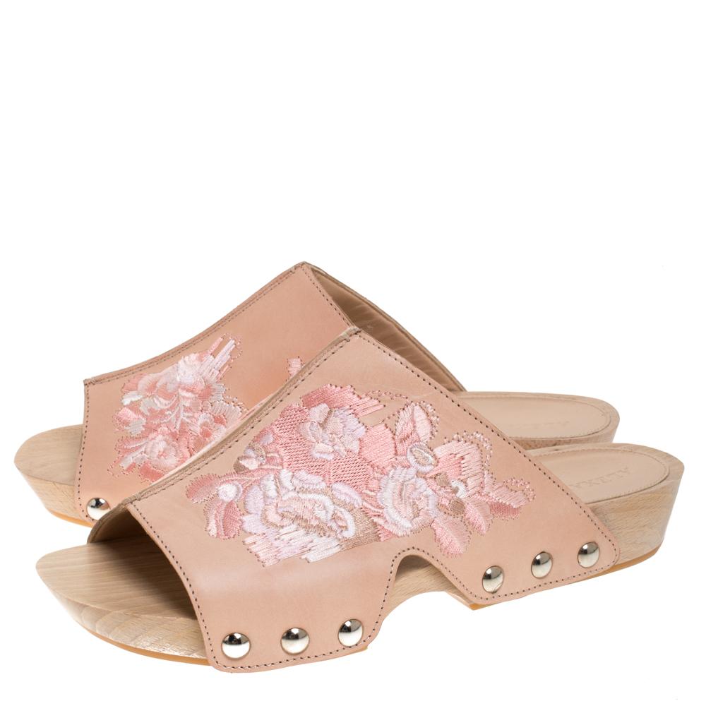 Women's Alexander McQueen Peach Leather Embroidered Wooden Clogs Size 37.5