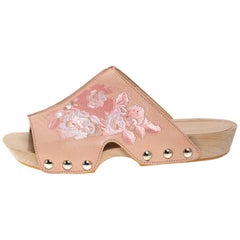 Alexander McQueen Peach Leather Embroidered Wooden Clogs Size 37.5