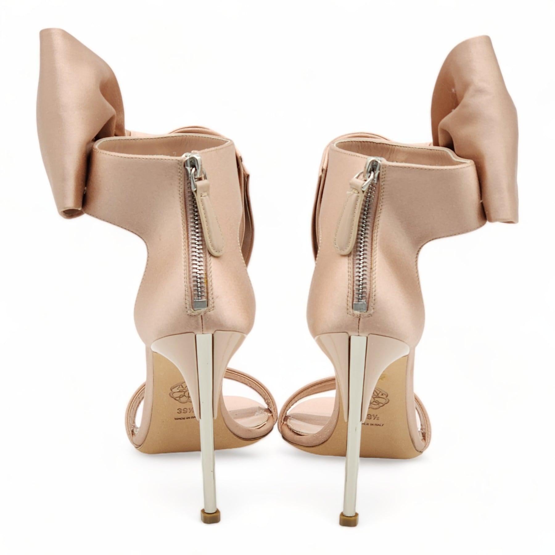 Beige Alexander McQueen Pin Heel Bow Pumps Satin in Nude For Sale