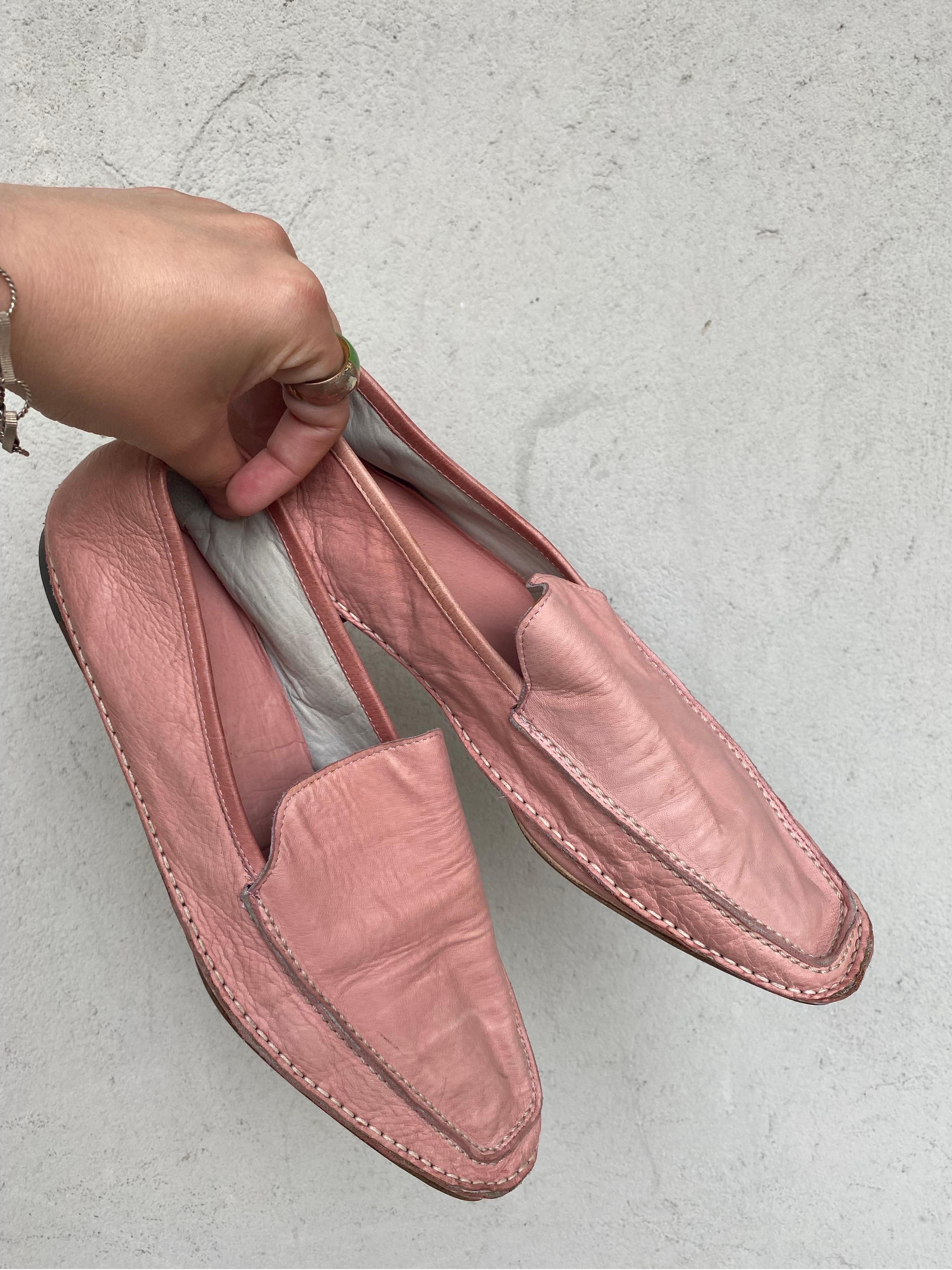 Women's or Men's Alexander McQueen pink For Sale