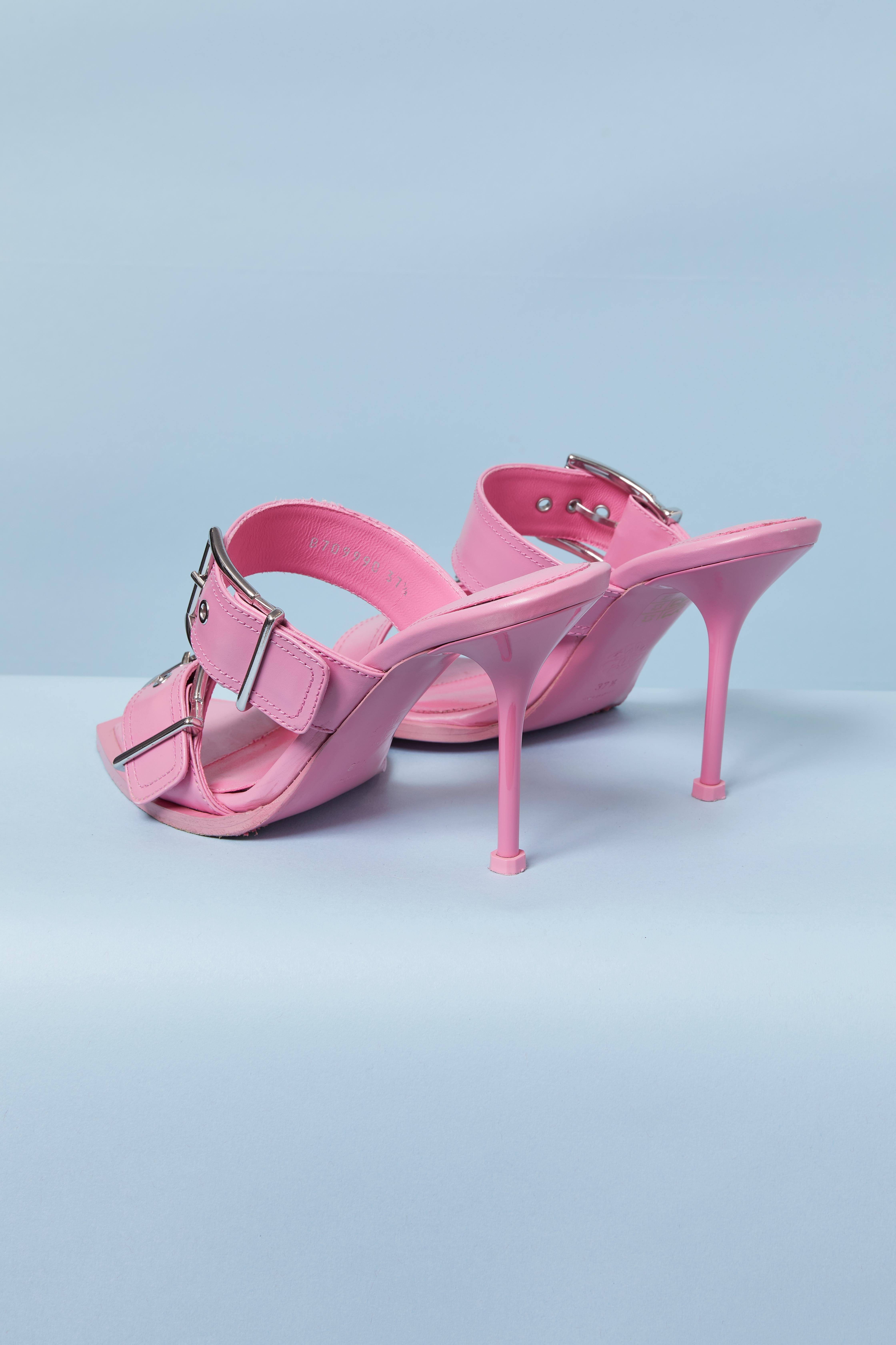 Sandalias Alexander McQueen de piel rosa en Bueno estado para la venta en Saint-Ouen-Sur-Seine, FR