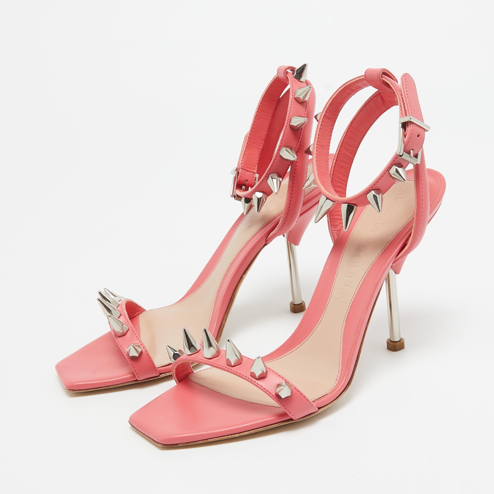 Alexander McQueen Pink Leather Spike Ankle Strap Sandals Size 36.5 For Sale 2
