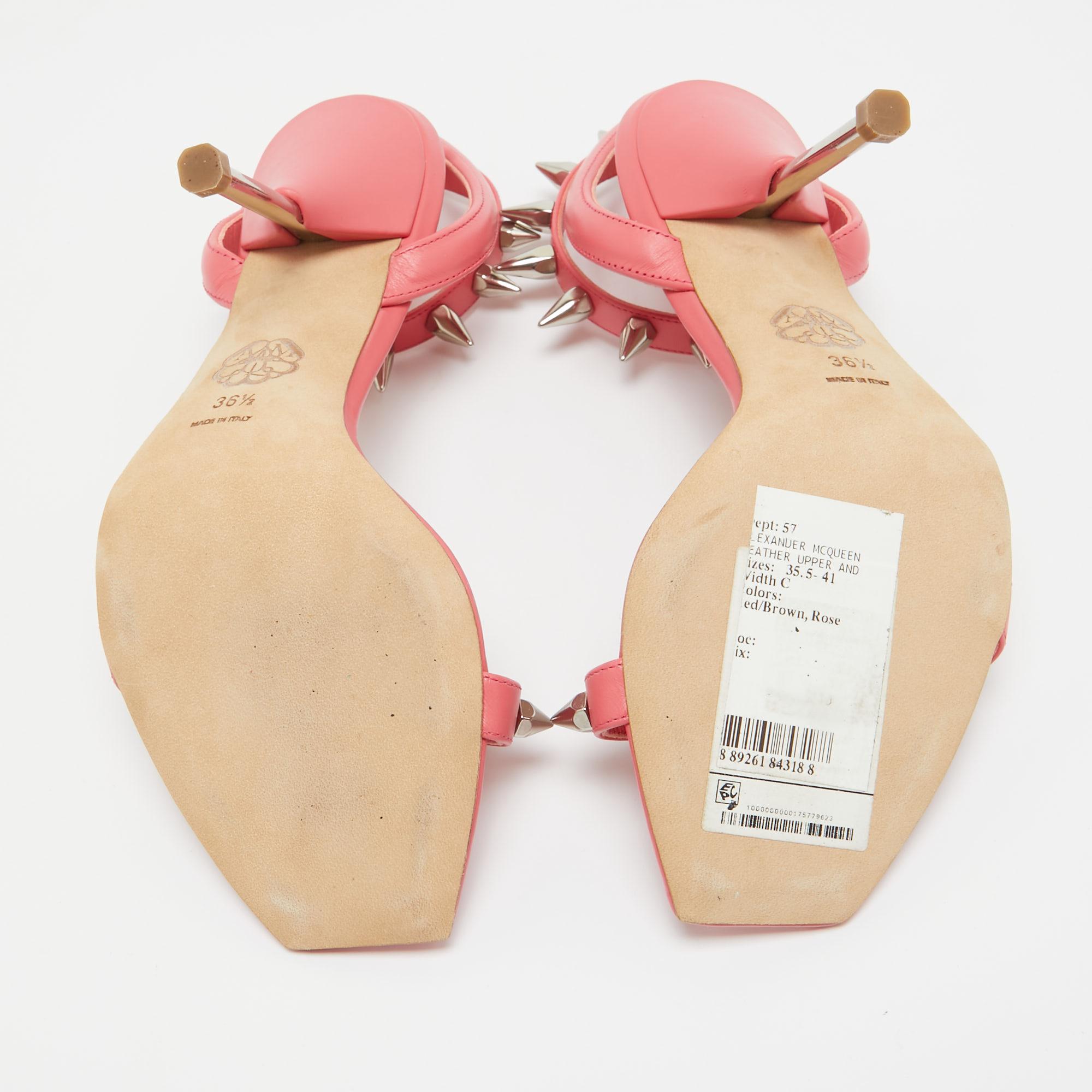 Alexander McQueen - Sandales à lanières à pointes en cuir rose, taille 36,5 en vente 3