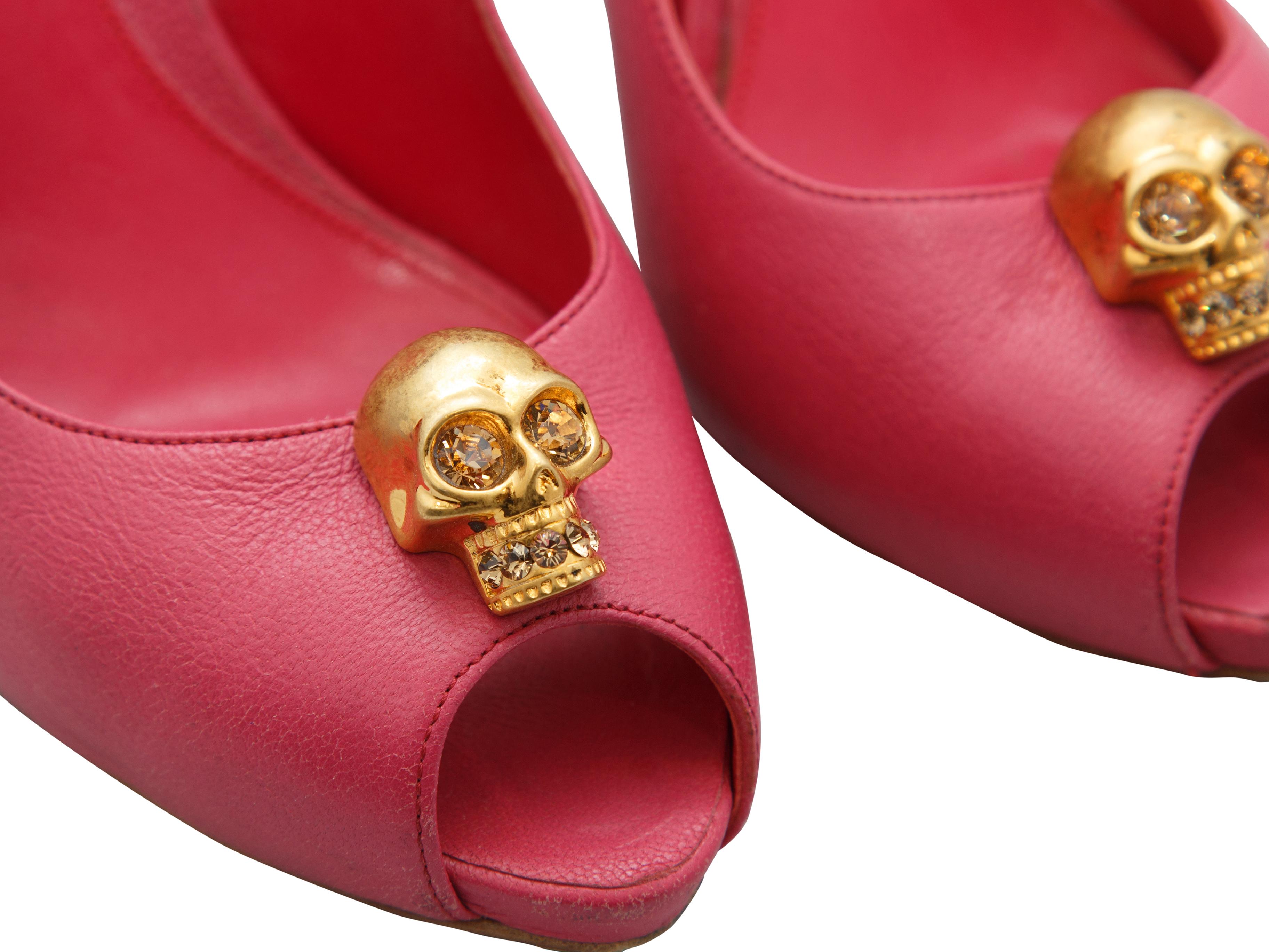 Alexander McQueen Pink Peep-Toe Skull Pumps In Good Condition In New York, NY