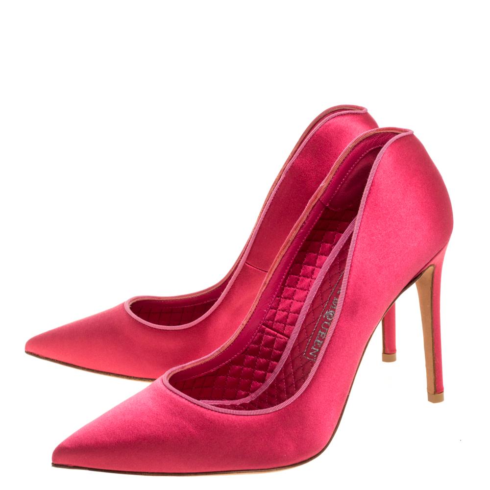 Women's Alexander McQueen Pink Satin Heart Pointed Toe Pumps Size 37