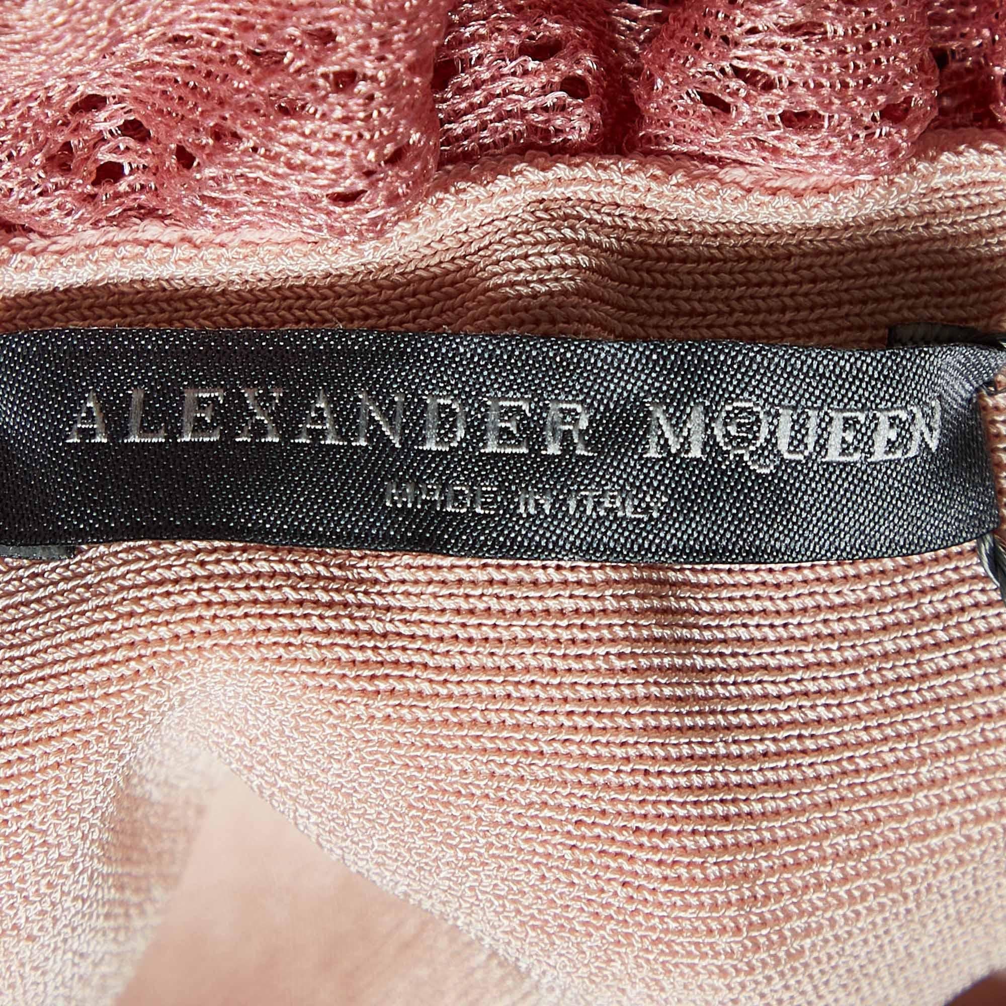 Alexander McQueen Pink Sheer Knit Off Shoulder Maxi Dress XS In New Condition In Dubai, Al Qouz 2