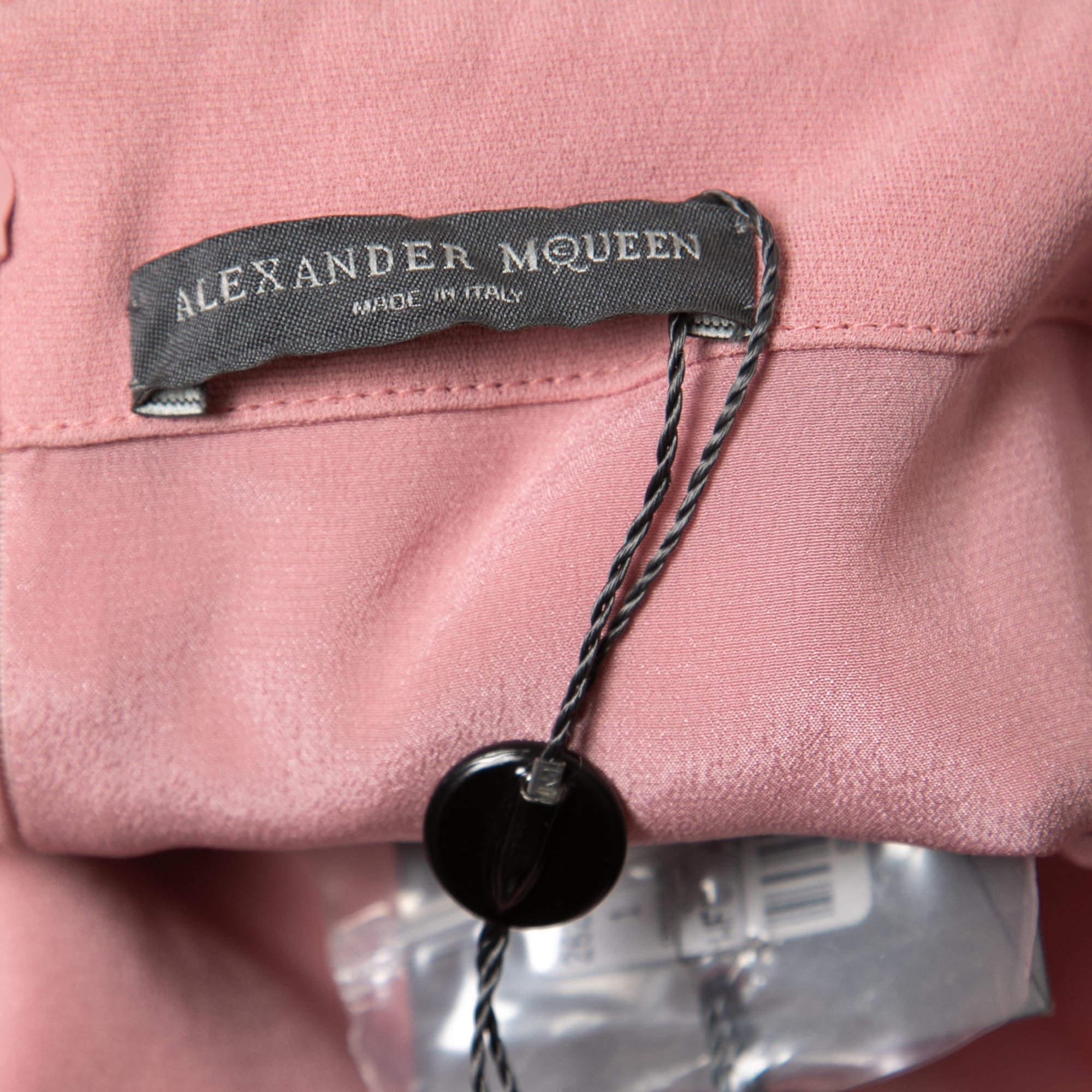 Alexander McQueen - Robe à épaules dénudées en mousseline de soie rose à volants S Pour femmes en vente