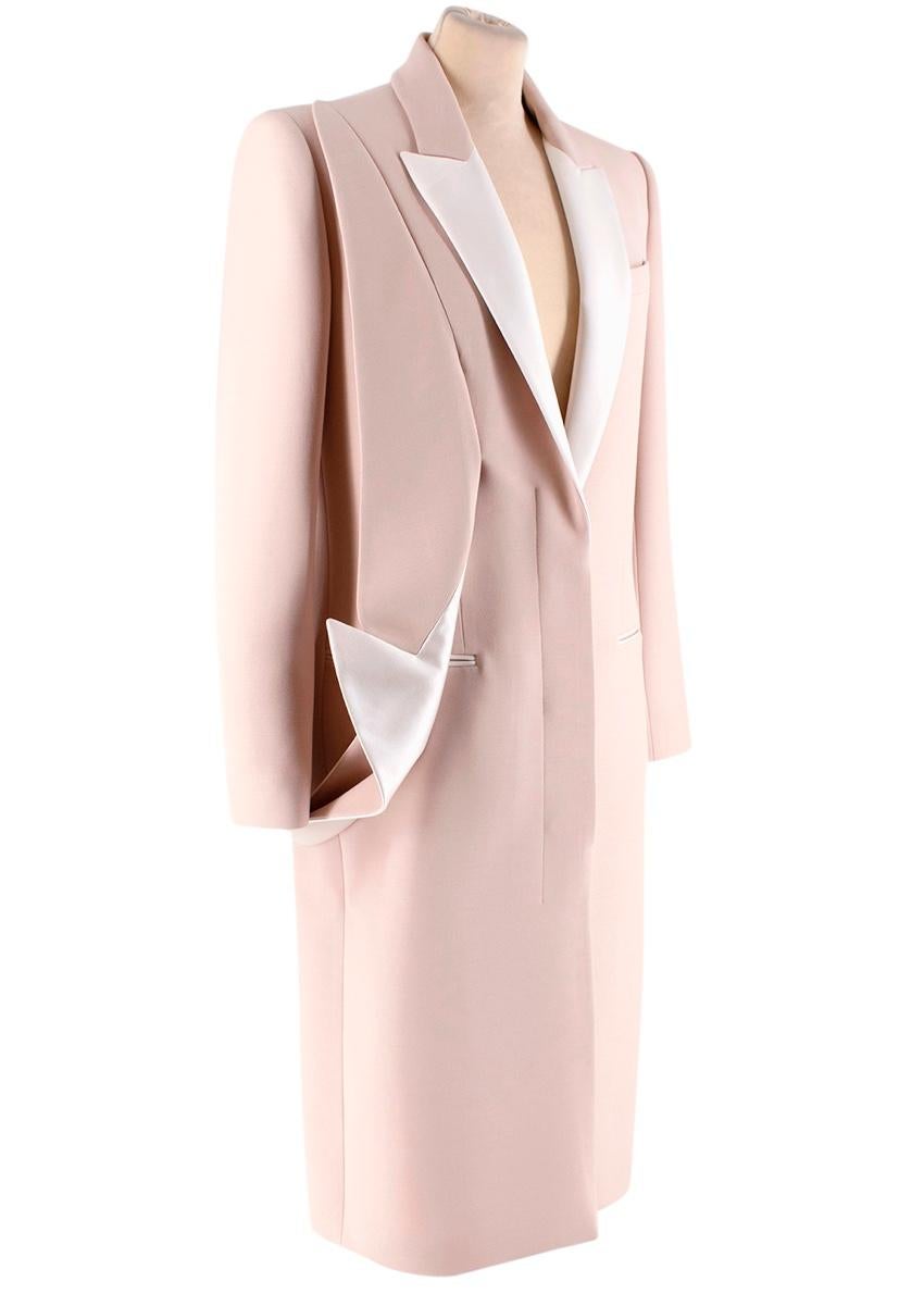 Alexander McQueen Pink Wool & Silk Drop Lapel Coat

-Made of soft wool fabric 
-Luxurious silk satin details
-Drop lapel detail to the shoulders and back 
-Sample for the SS 2017 runway collection, possibly one of a kind 
-Single Breasted classic