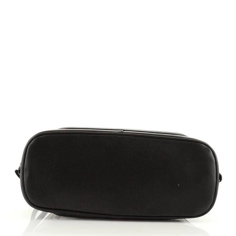 Alexander McQueen Pinter Top Handle Bag Leather In Good Condition In NY, NY