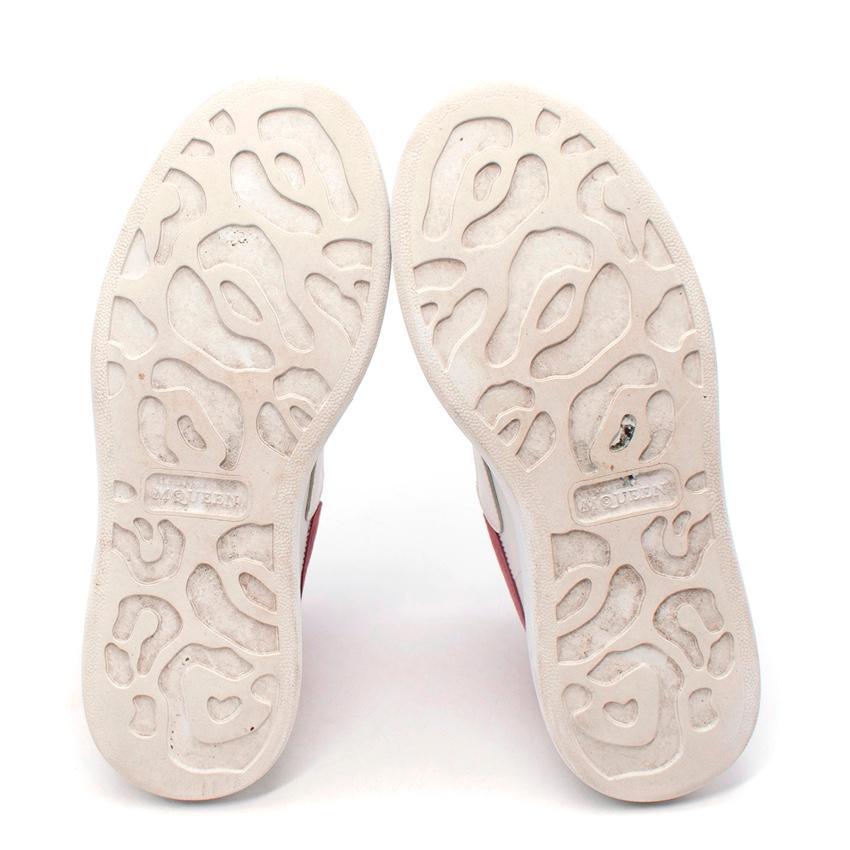 Alexander McQueen - Scarpe da ginnastica basse con suola a plateau e velcro in vendita 5