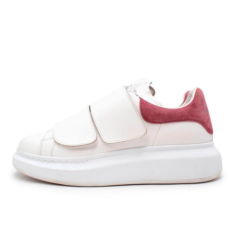 In tegenspraak Beoefend stoel Alexander McQueen Platform Sole Low Top Velcro Trainers For Sale at 1stDibs In tegenspraak Beoefend stoel Alexander McQueen Platform Sole Low Top Velcro Trainers For Sale at 1stDibs